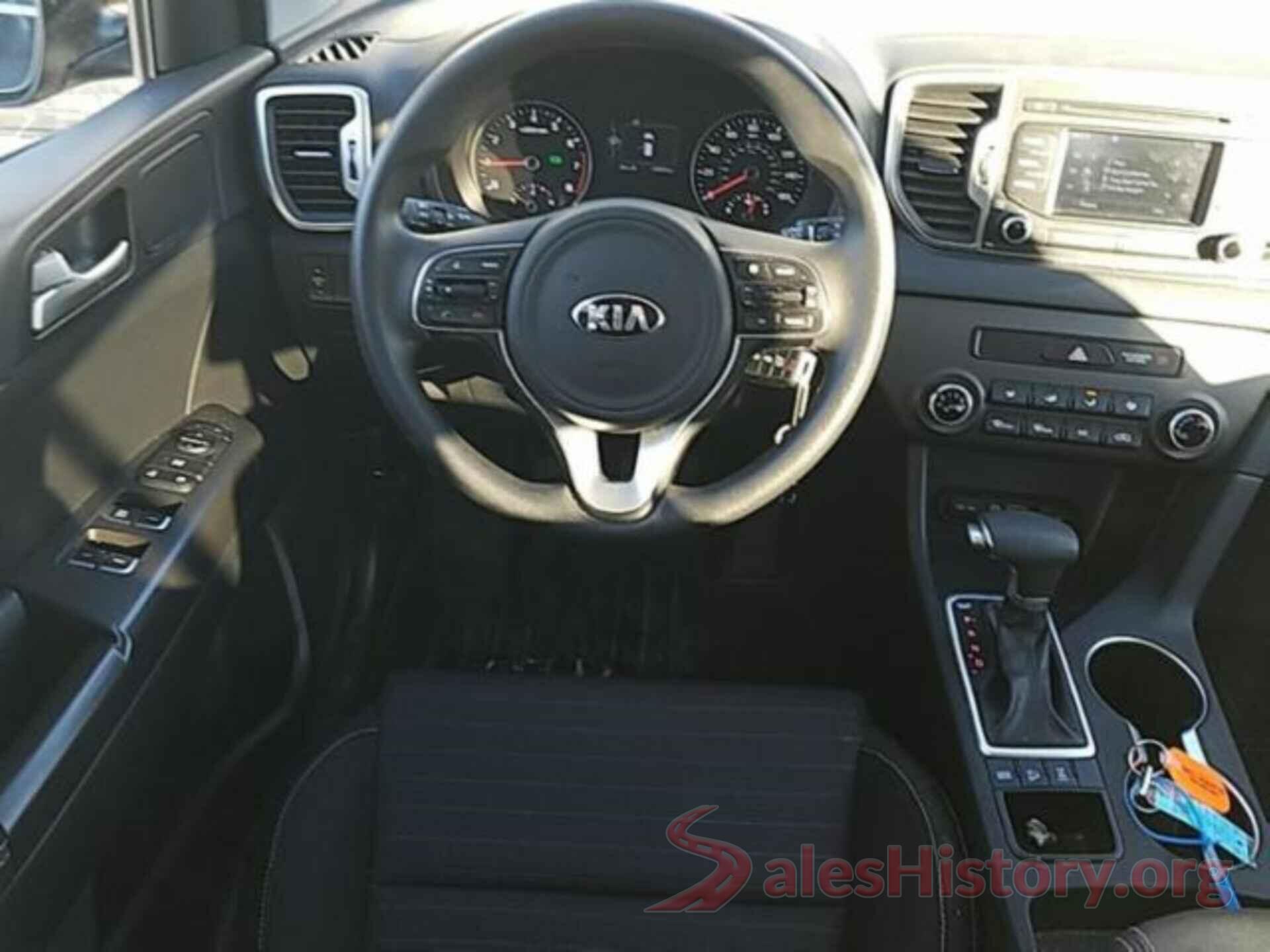 KNDPMCAC3J7406540 2018 KIA SPORTAGE