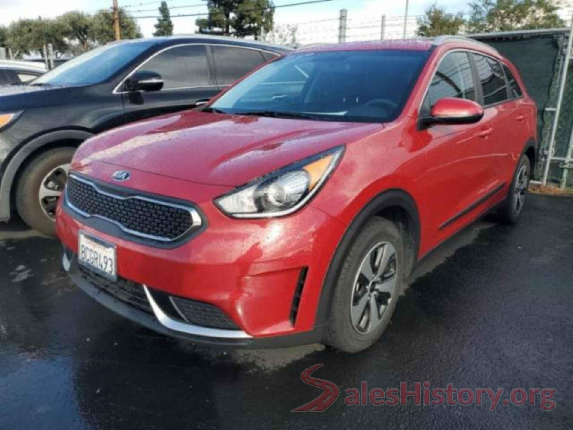 KNDCB3LCXJ5132797 2018 KIA NIRO