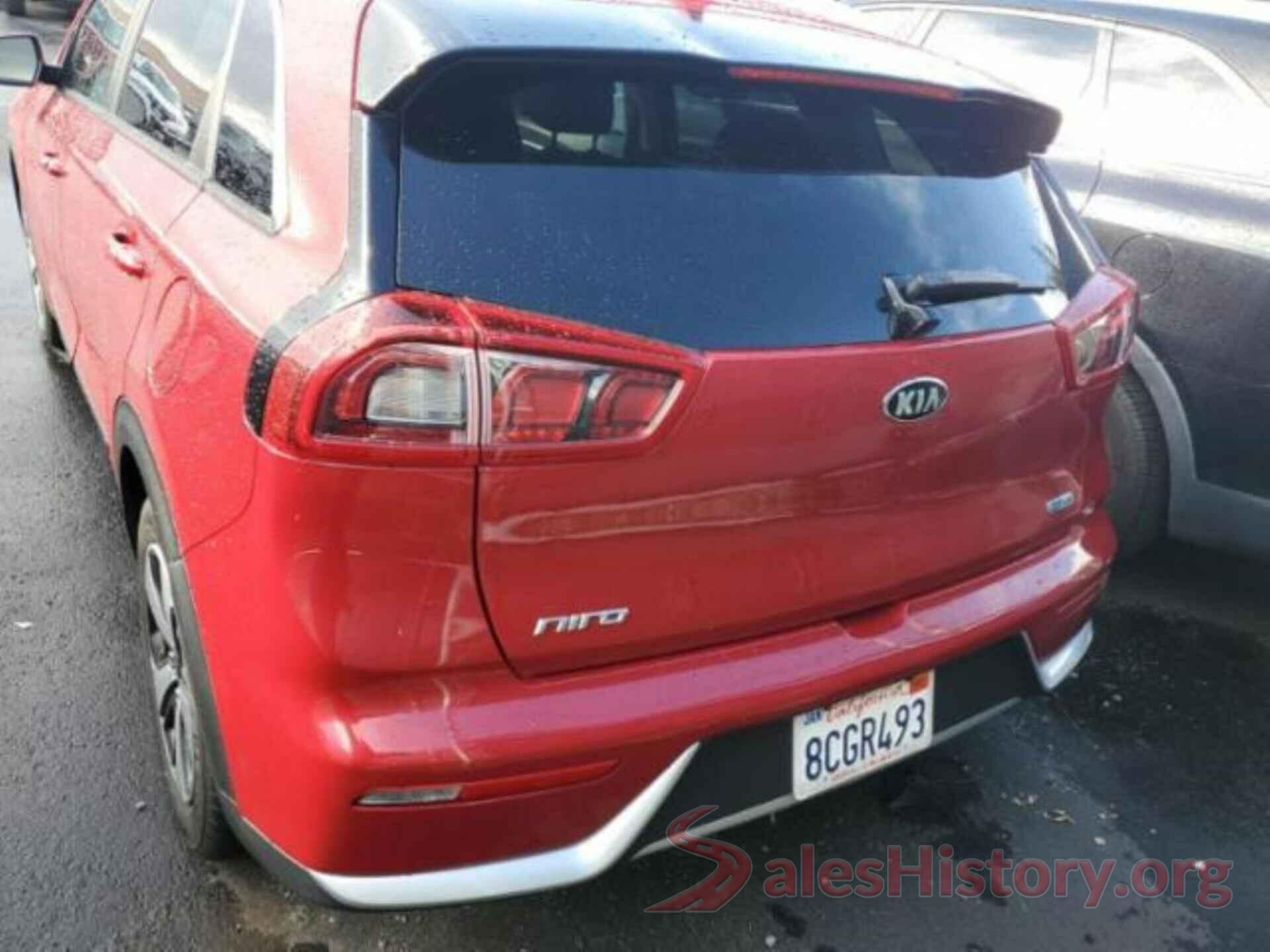 KNDCB3LCXJ5132797 2018 KIA NIRO