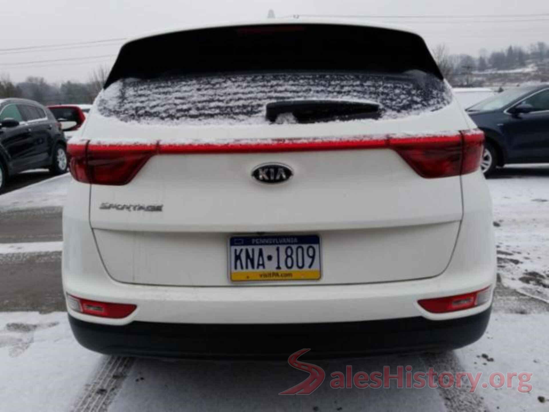 KNDPMCAC1J7402535 2018 KIA SPORTAGE