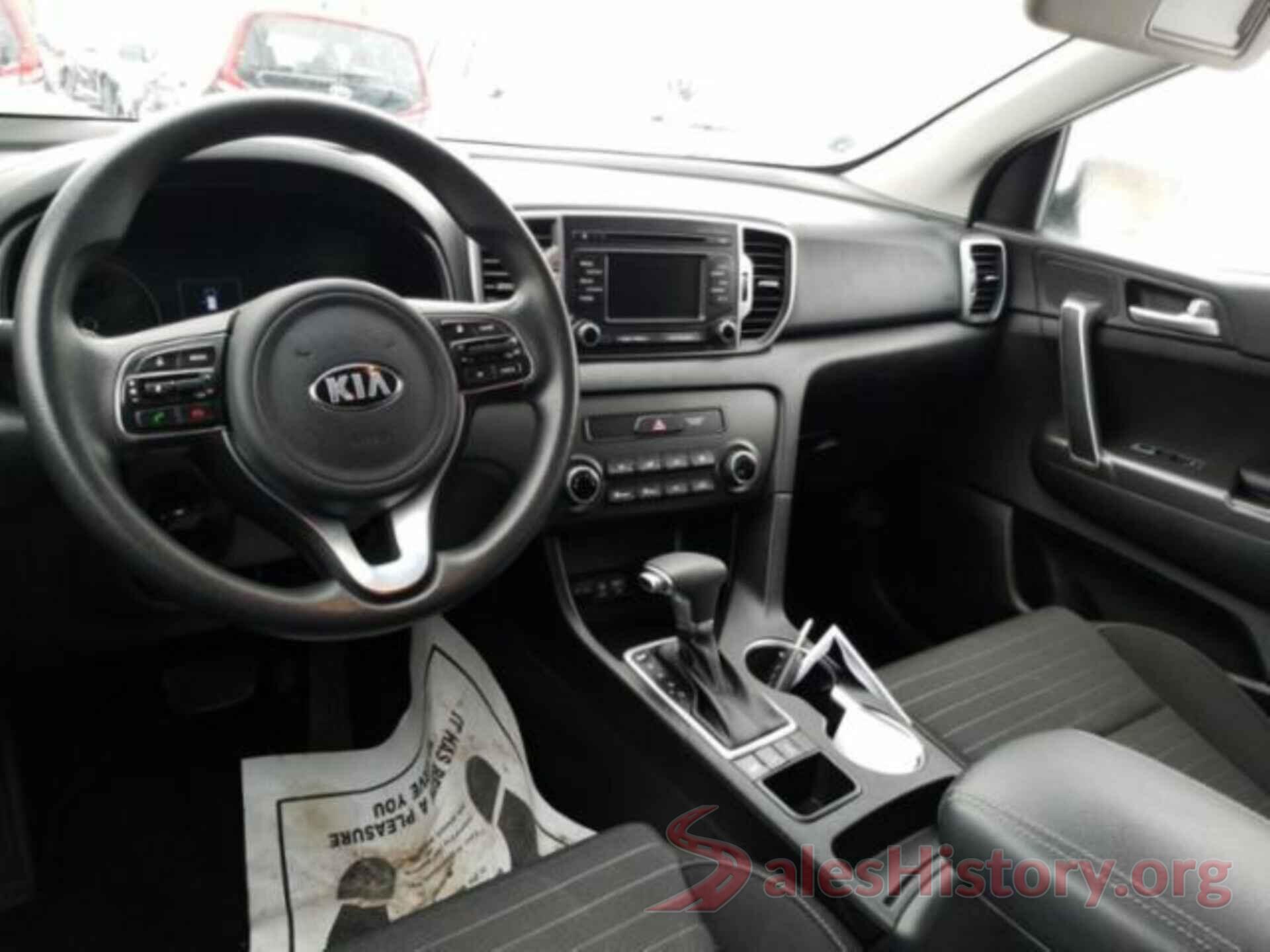 KNDPMCAC1J7402535 2018 KIA SPORTAGE