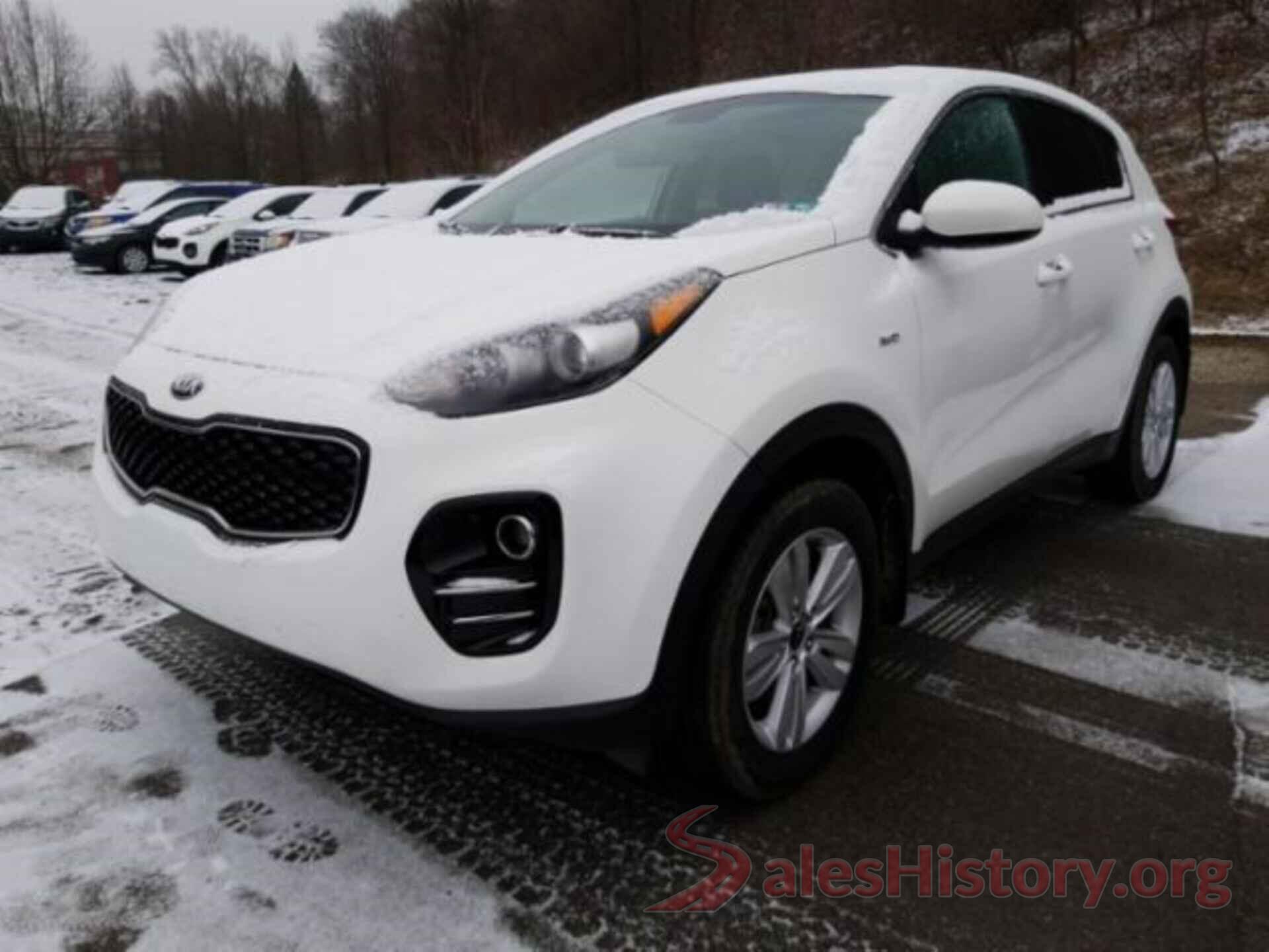 KNDPMCAC1J7402535 2018 KIA SPORTAGE