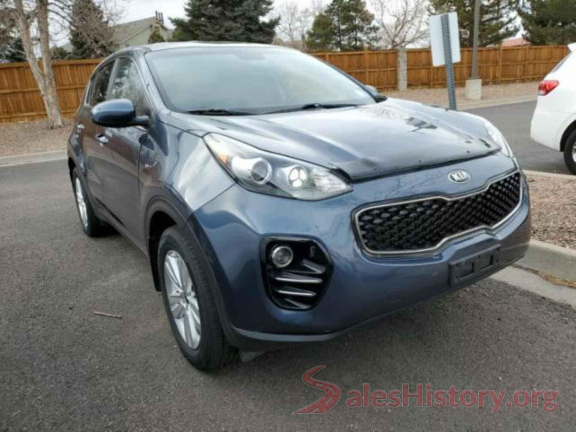 KNDPMCAC1J7404611 2018 KIA SPORTAGE