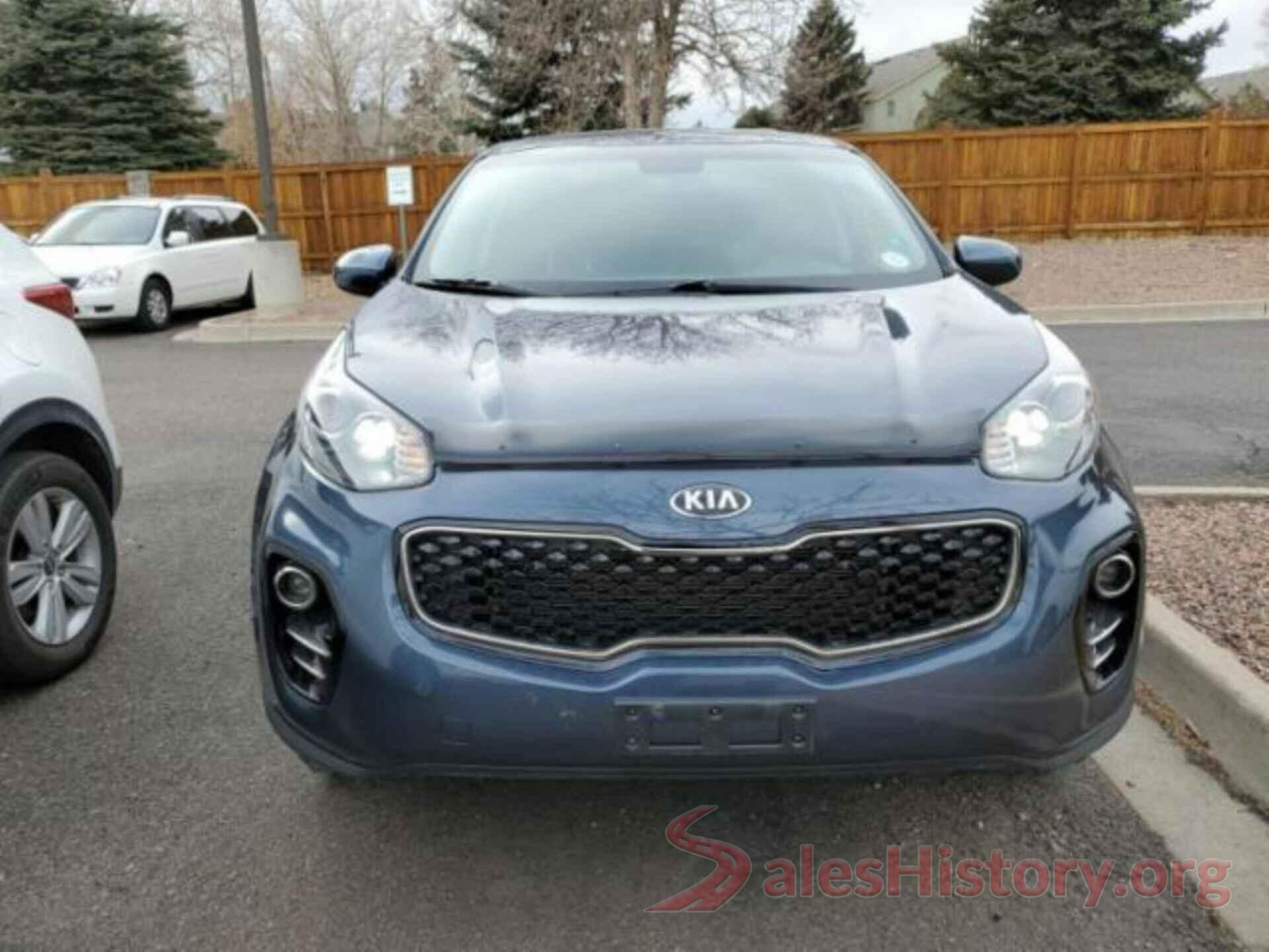 KNDPMCAC1J7404611 2018 KIA SPORTAGE