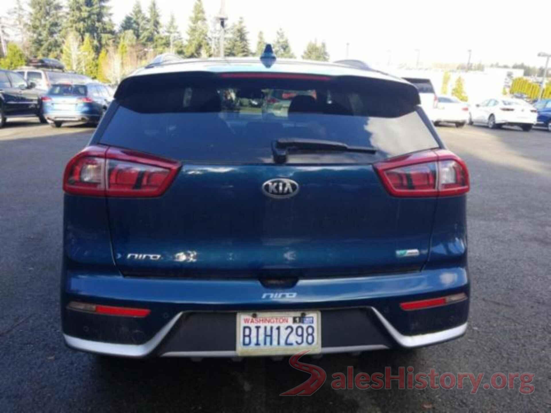 KNDCE3LC5J5134285 2018 KIA NIRO