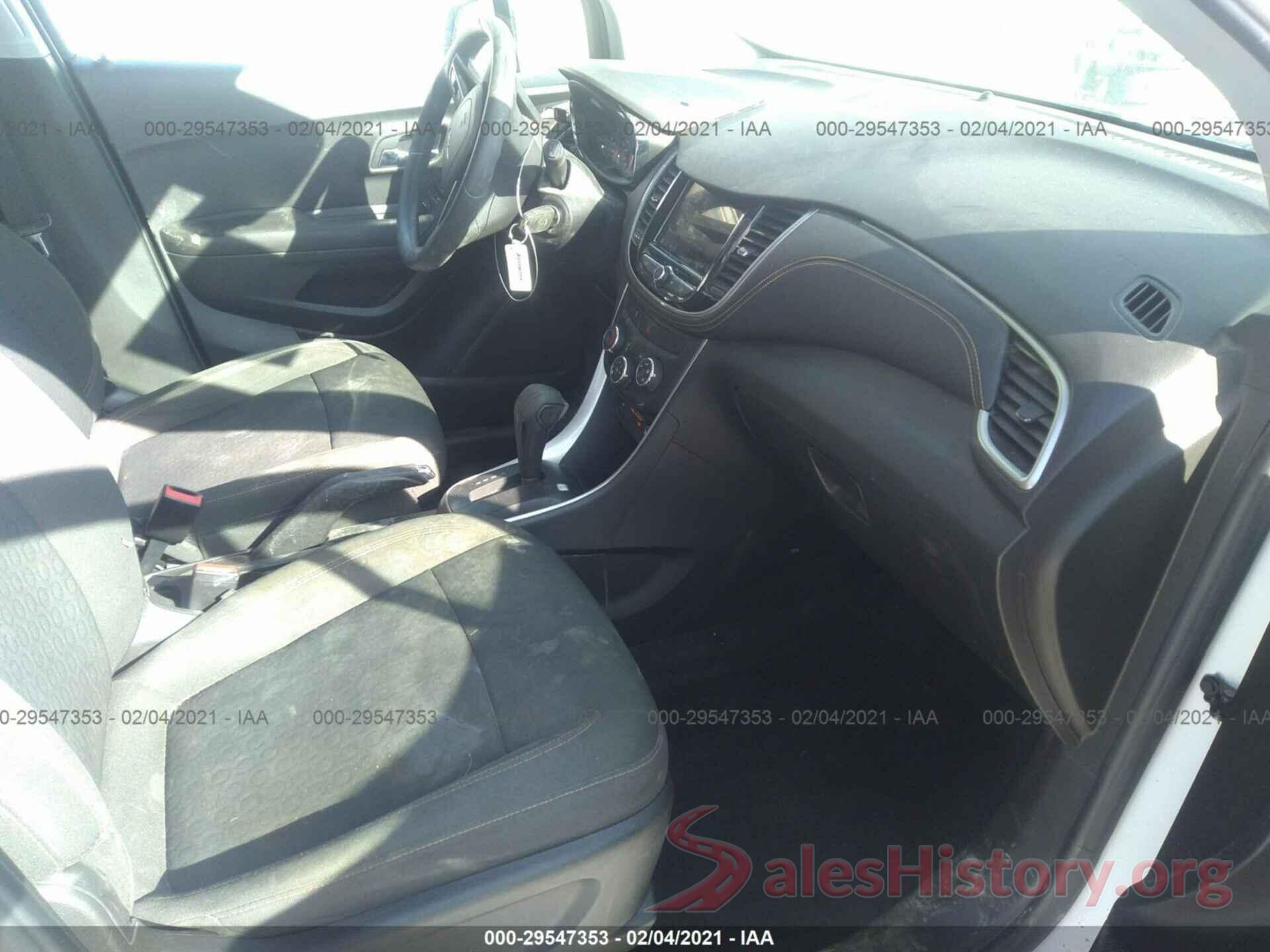 KL7CJKSB2JB526606 2018 CHEVROLET TRAX