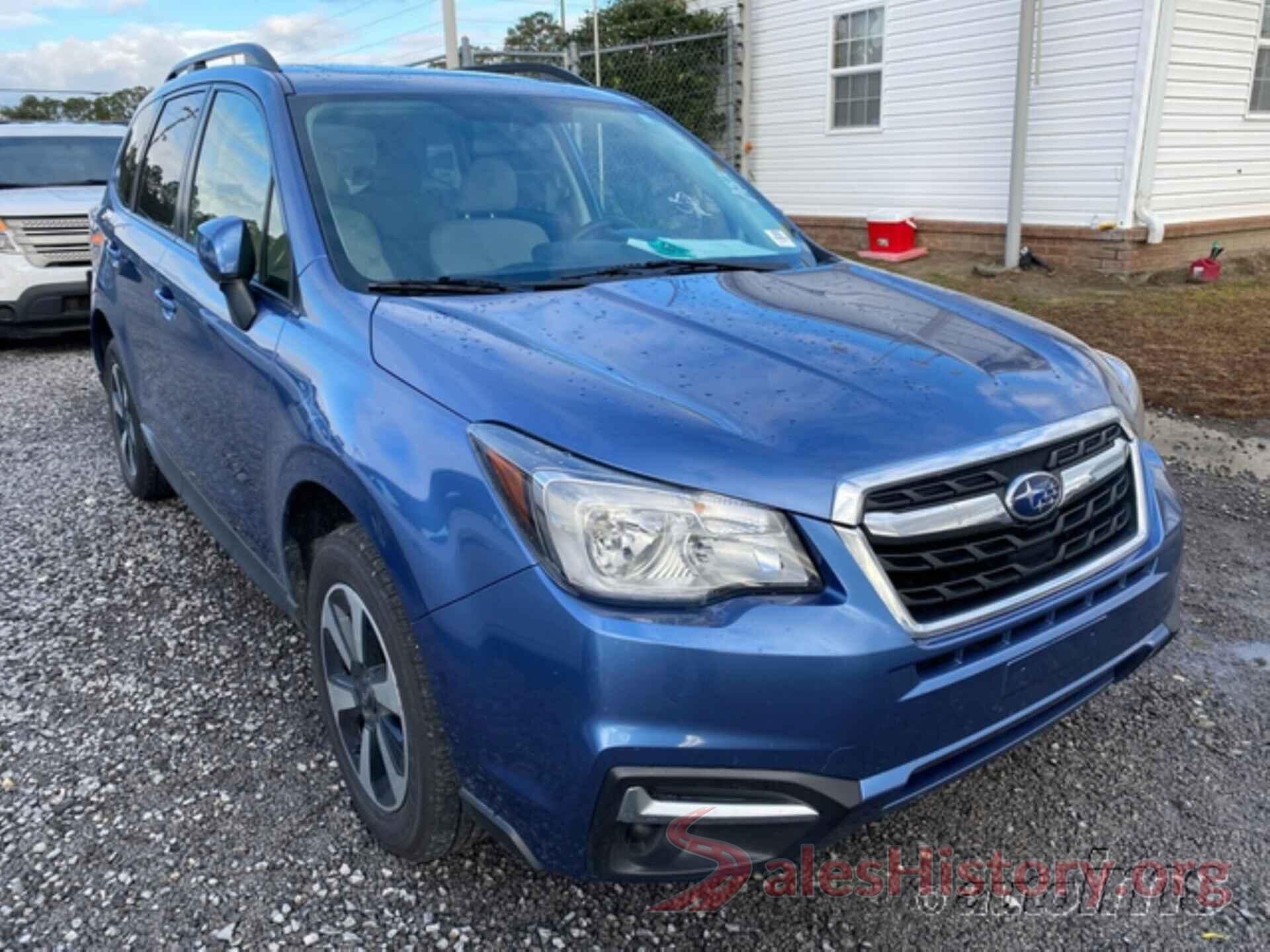 JF2SJAEC4JH513559 2018 SUBARU FORESTER