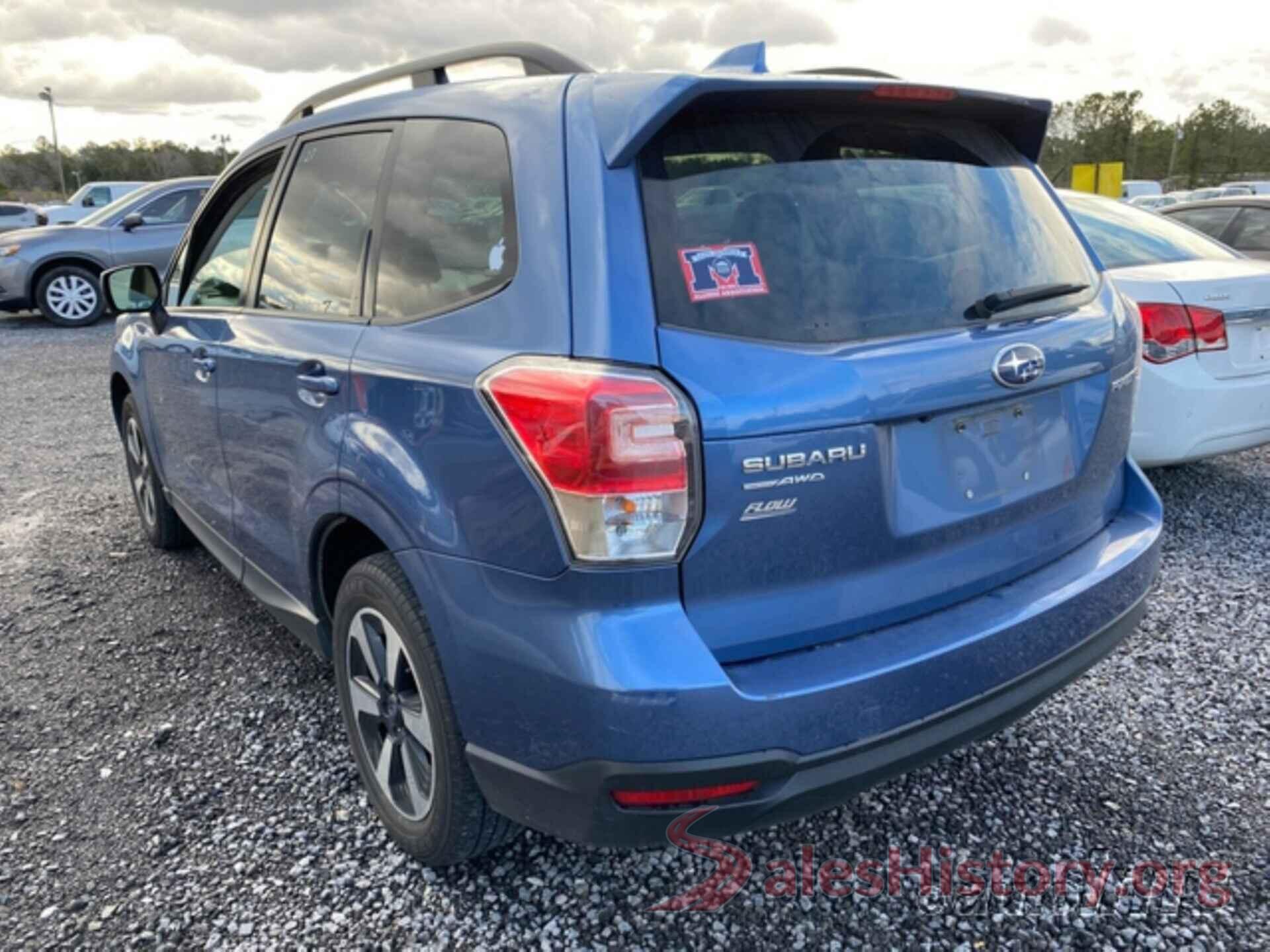 JF2SJAEC4JH513559 2018 SUBARU FORESTER