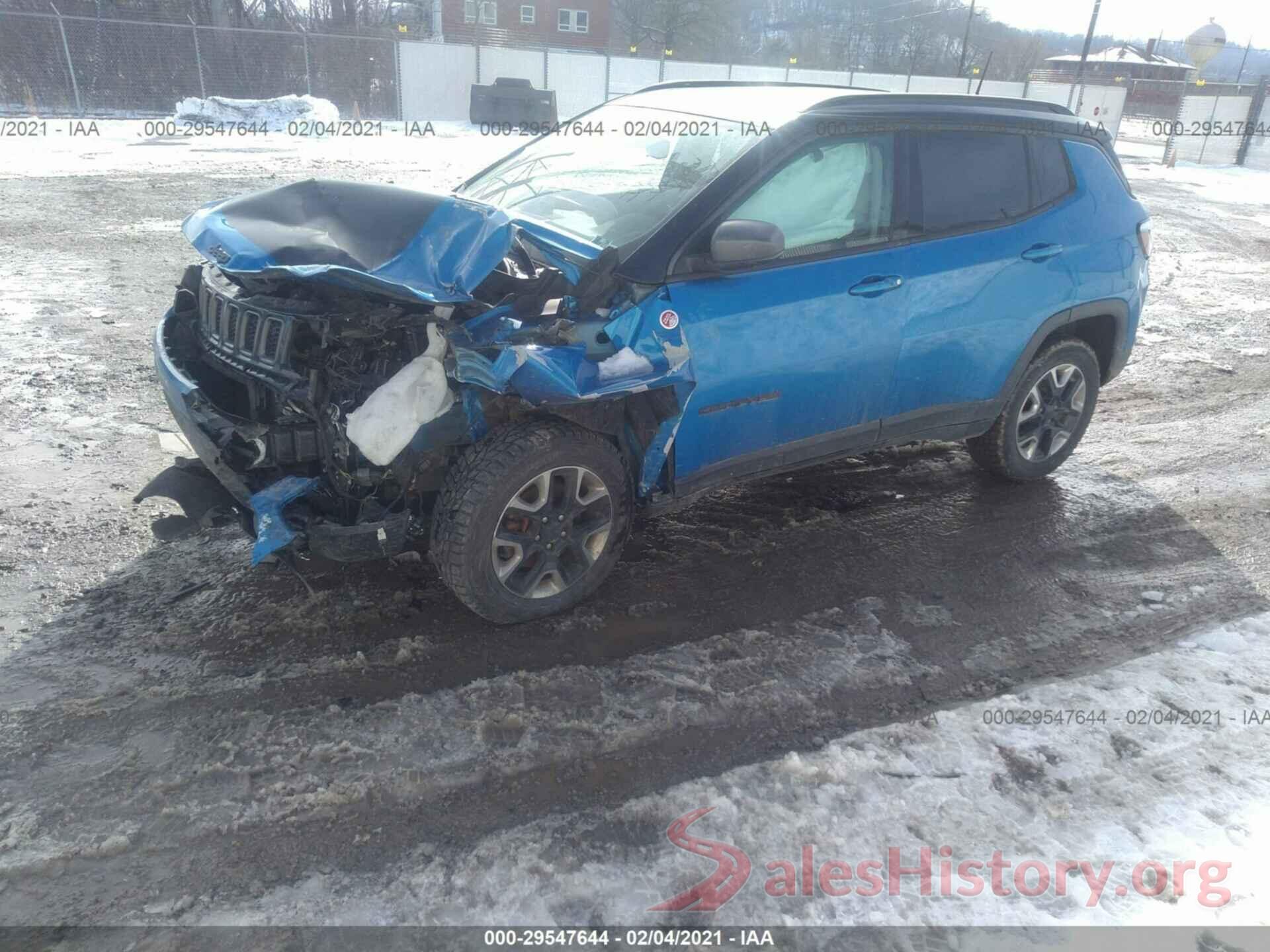 3C4NJDDB7JT366614 2018 JEEP COMPASS