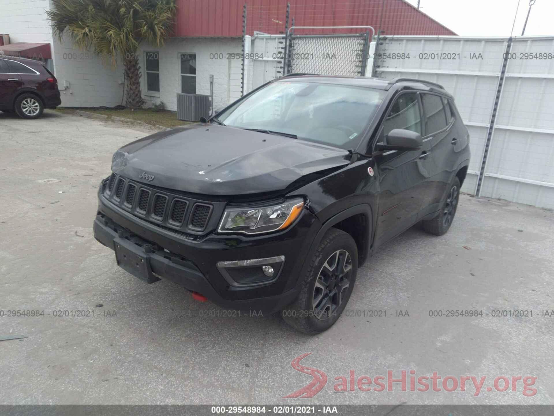 3C4NJDDB1KT660611 2019 JEEP COMPASS