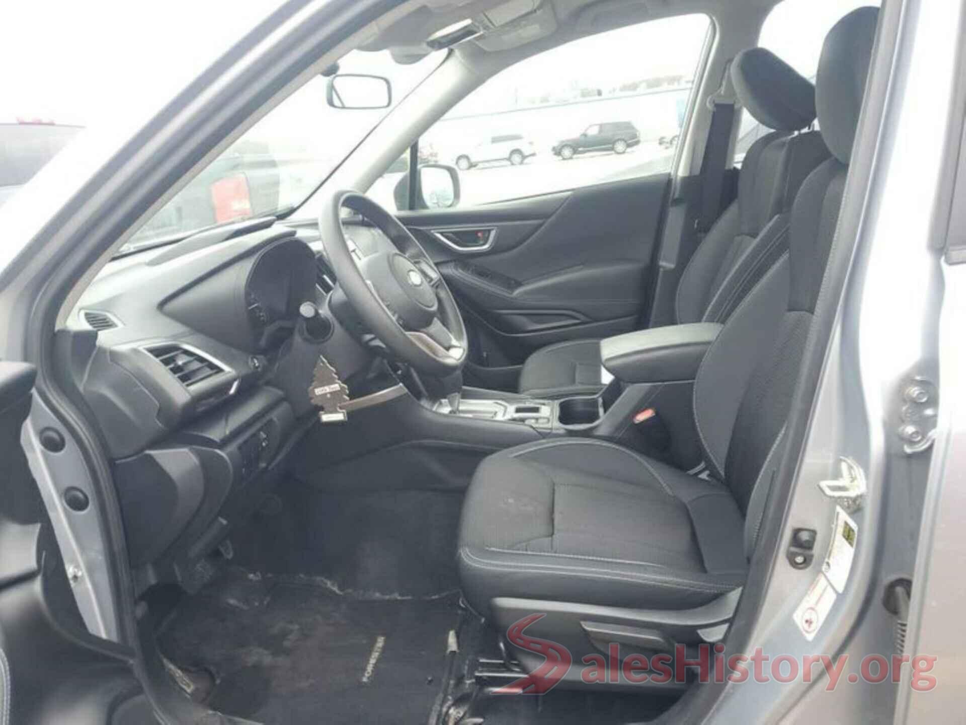 JF2SKAAC1KH427100 2019 SUBARU FORESTER