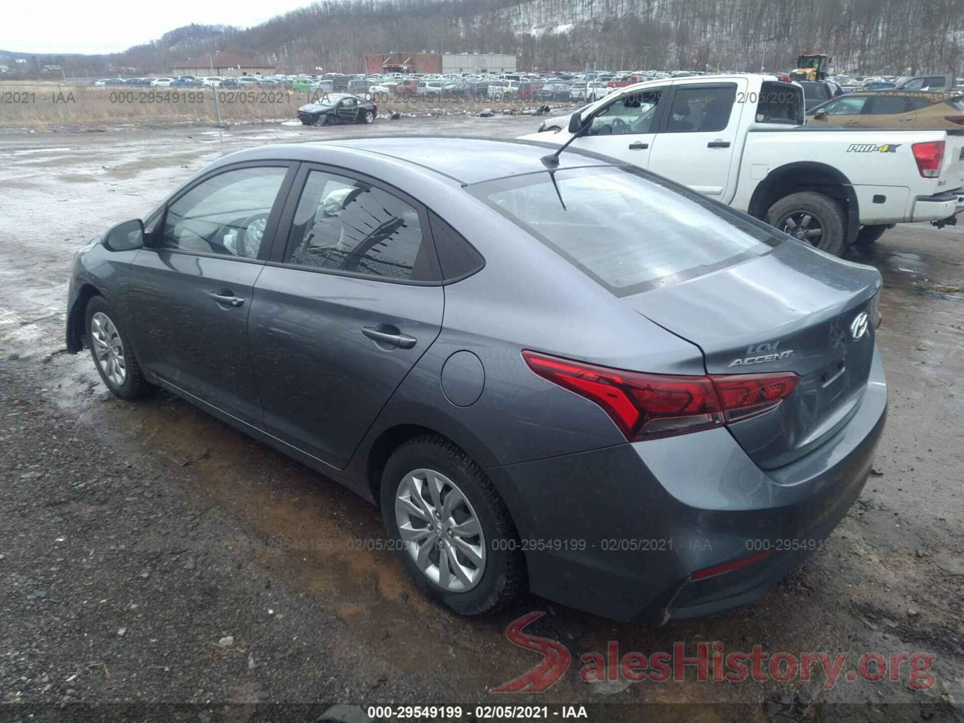 3KPC24A30JE005652 2018 HYUNDAI ACCENT