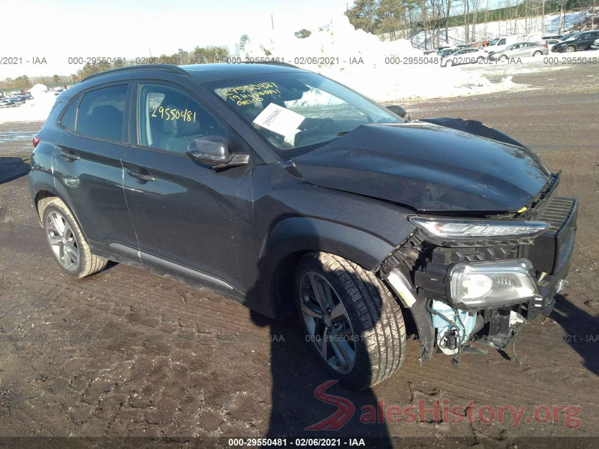 KM8K3CA58KU360975 2019 HYUNDAI KONA