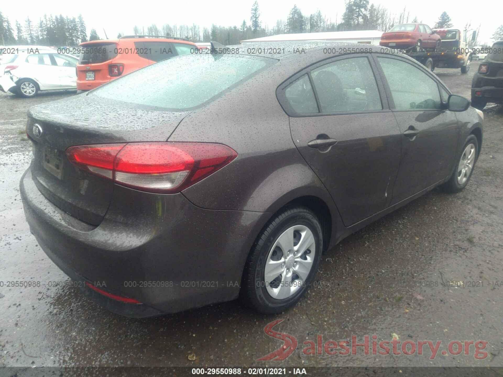 3KPFK4A75JE227037 2018 KIA FORTE