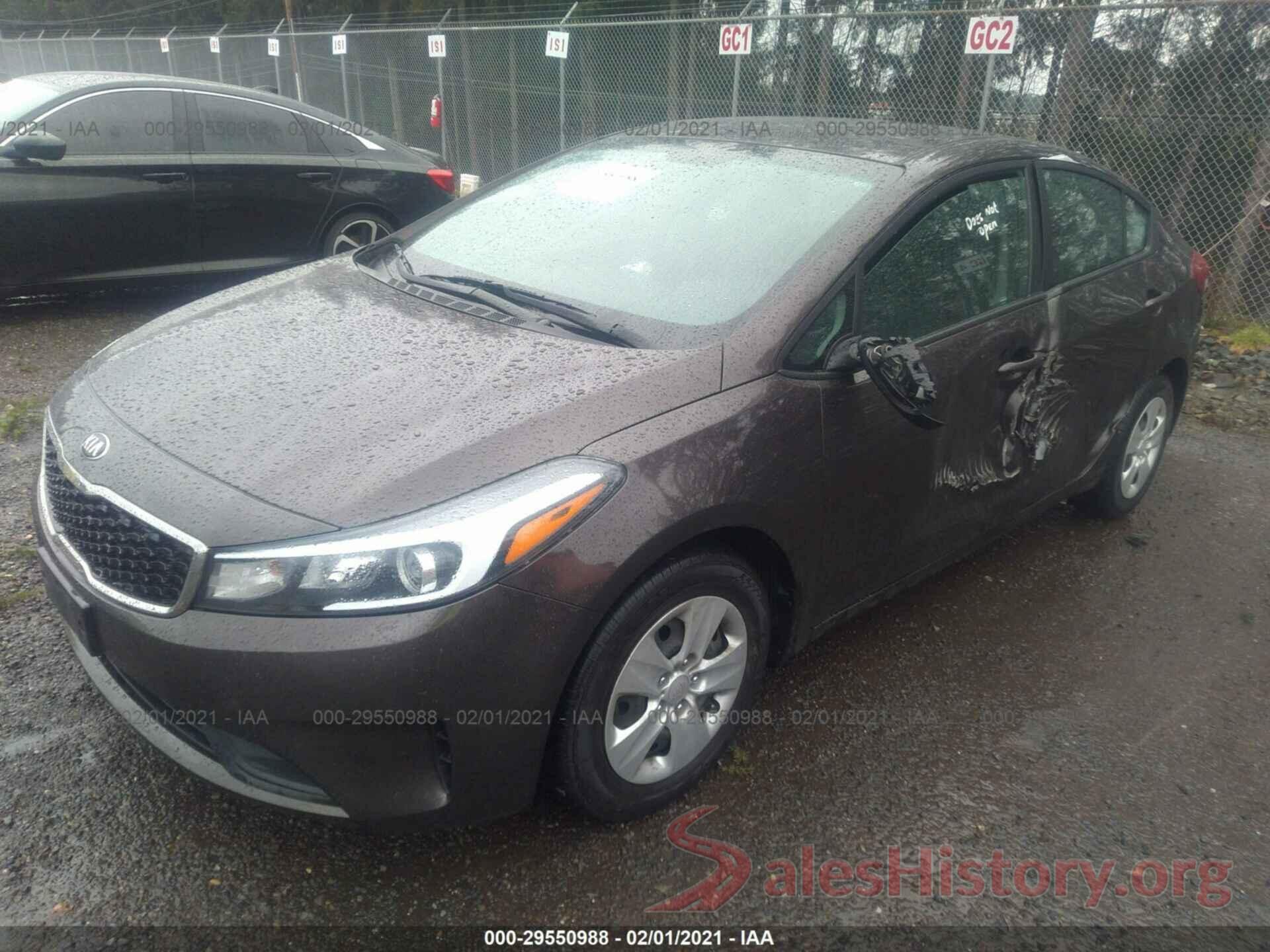 3KPFK4A75JE227037 2018 KIA FORTE