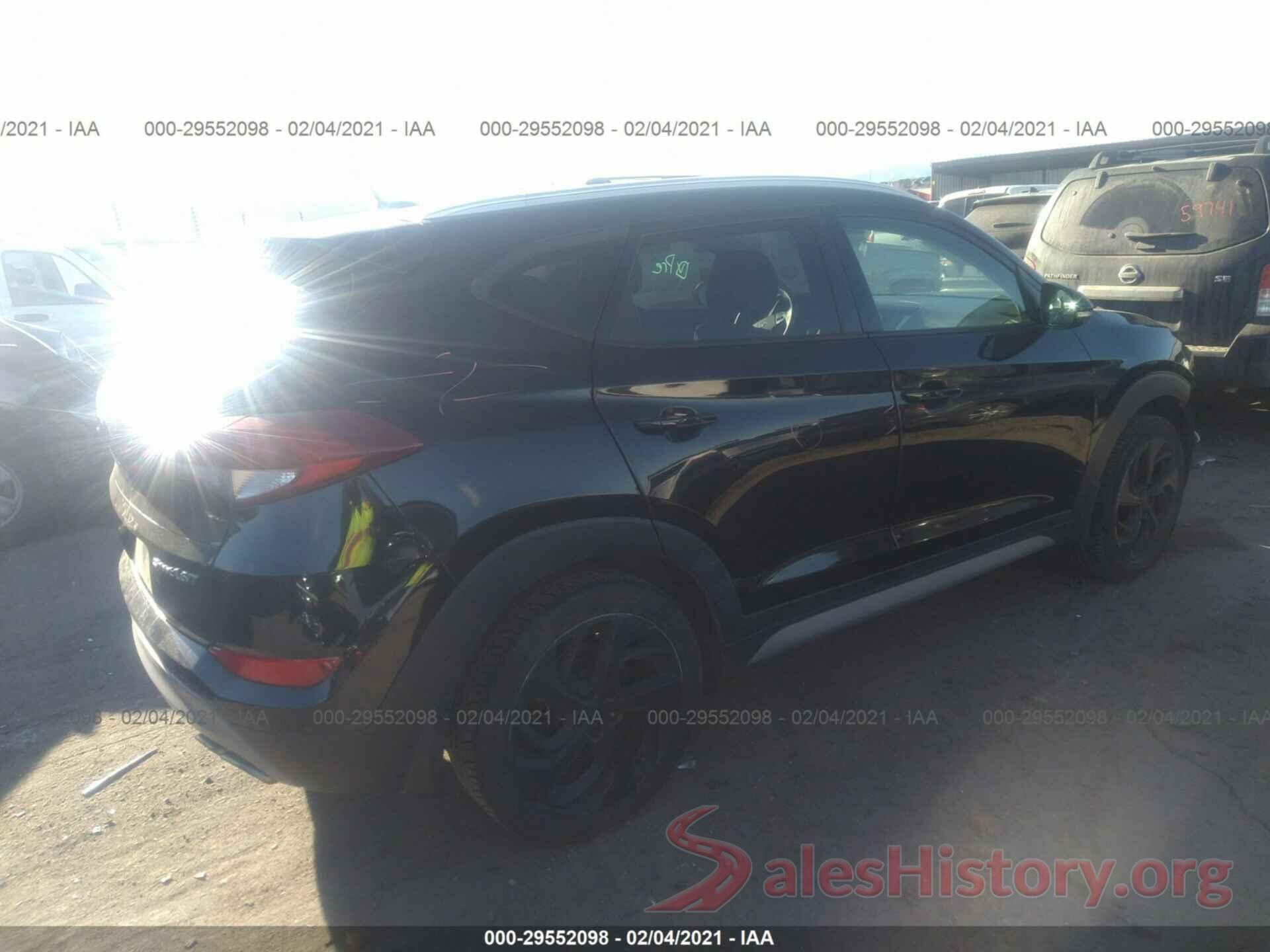 KM8J33A27HU423865 2017 HYUNDAI TUCSON