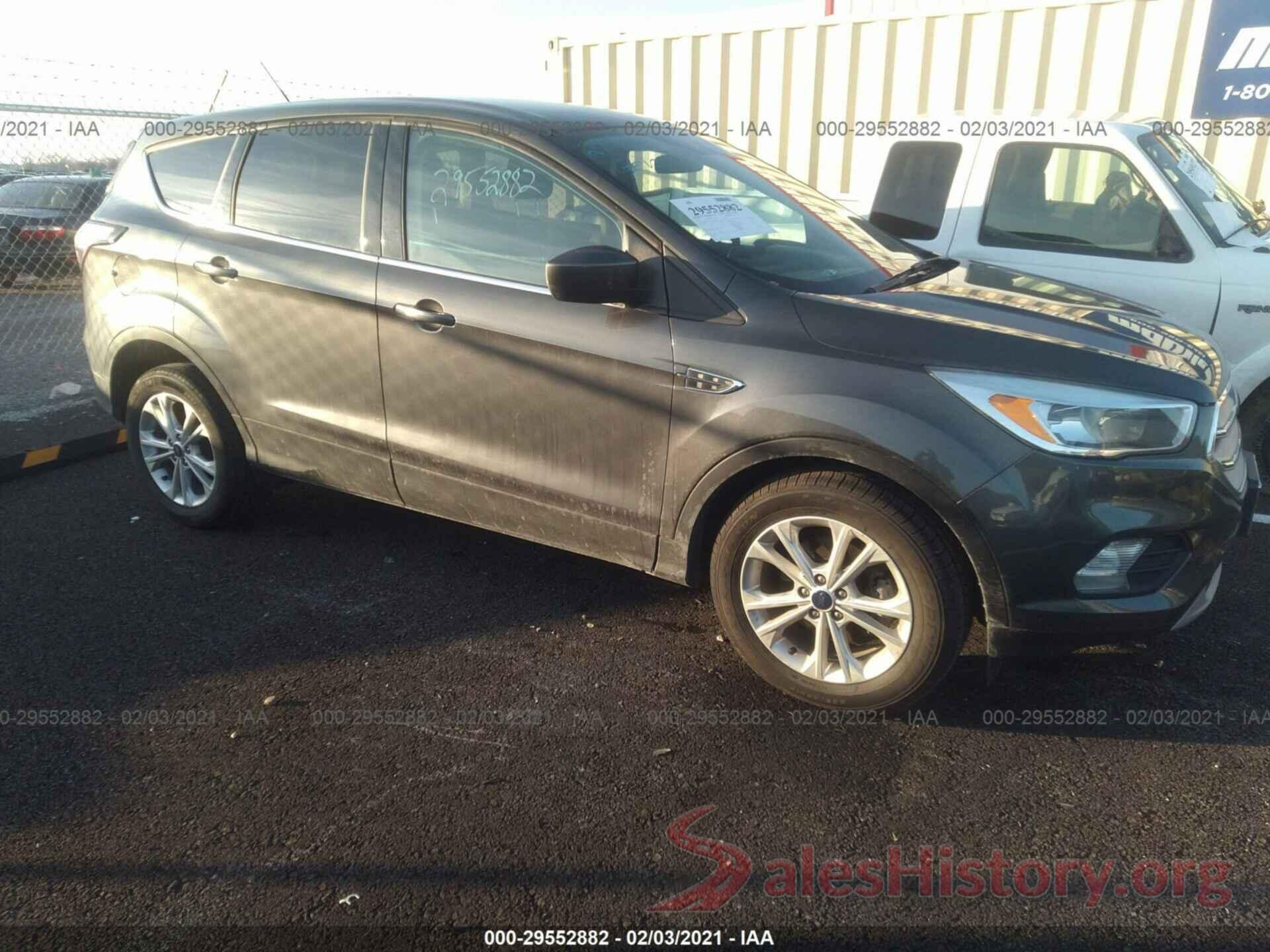 1FMCU0GD8HUC49589 2017 FORD ESCAPE