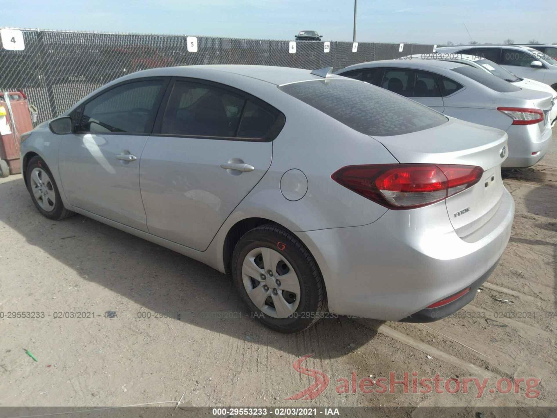 3KPFL4A7XJE182013 2018 KIA FORTE