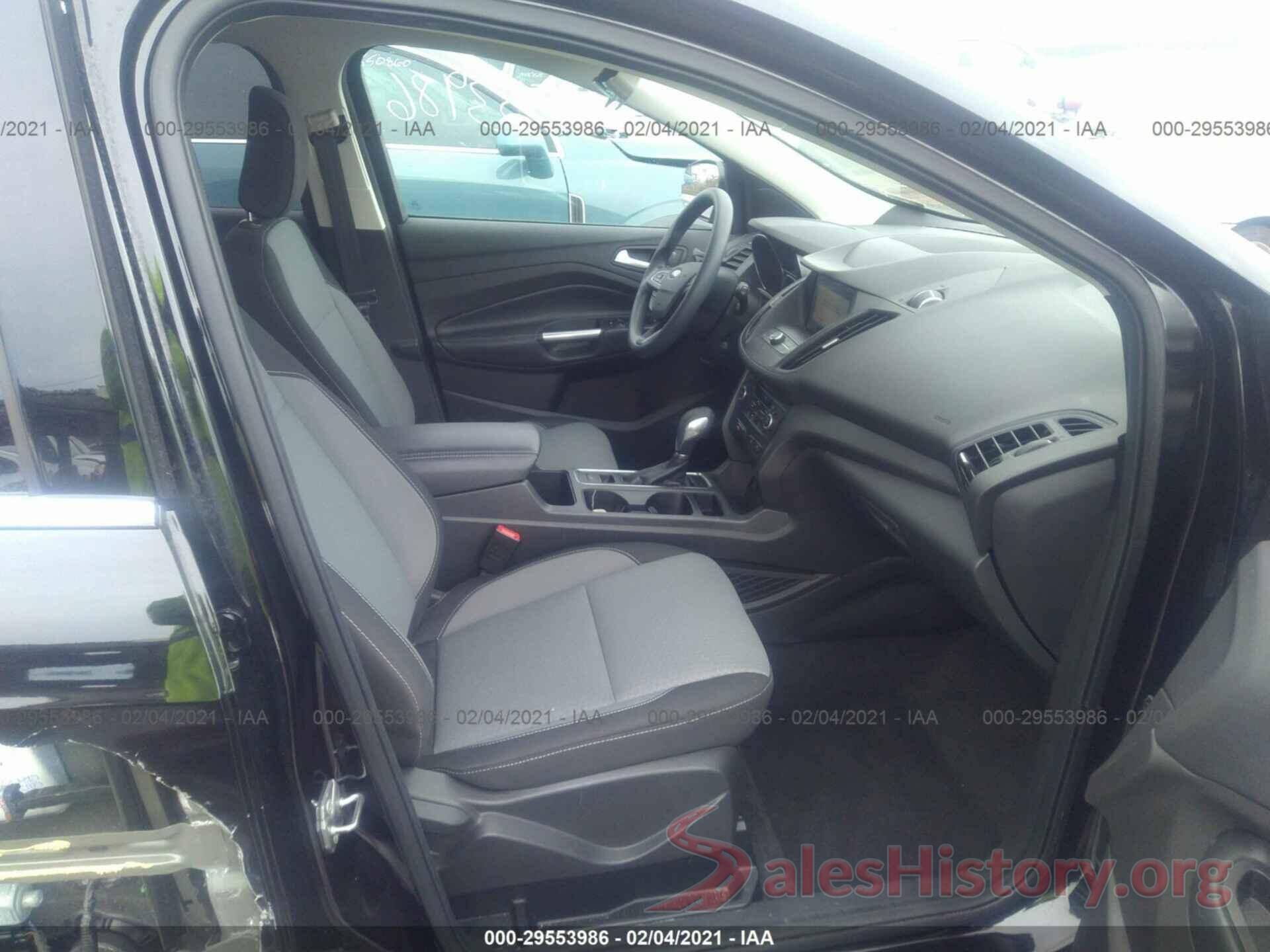 1FMCU9GD2KUA70640 2019 FORD ESCAPE