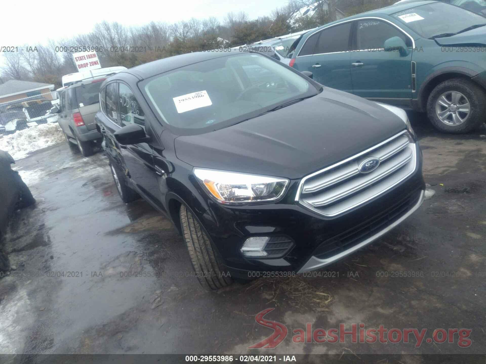 1FMCU9GD2KUA70640 2019 FORD ESCAPE