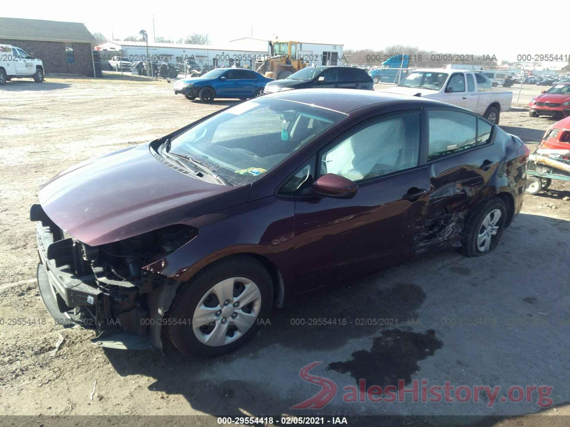 3KPFK4A77HE018991 2017 KIA FORTE