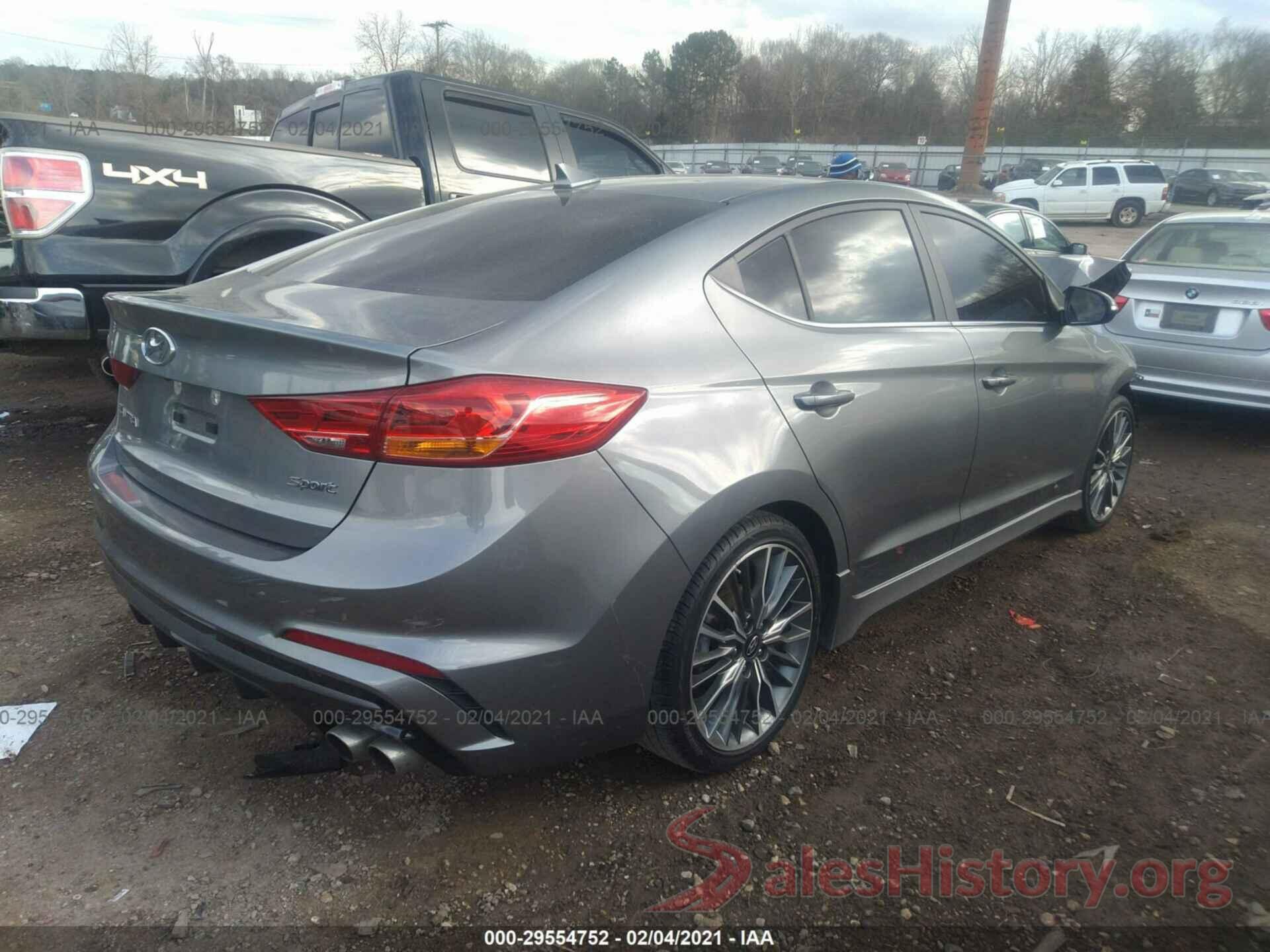 KMHD04LBXHU317113 2017 HYUNDAI ELANTRA