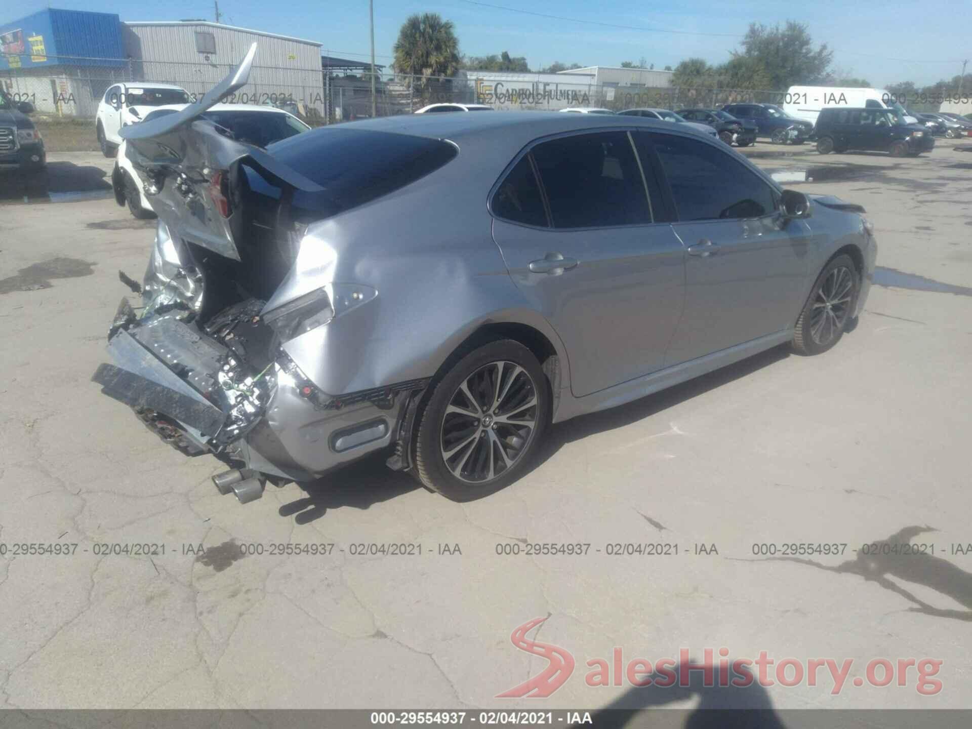 4T1B11HK7JU662603 2018 TOYOTA CAMRY