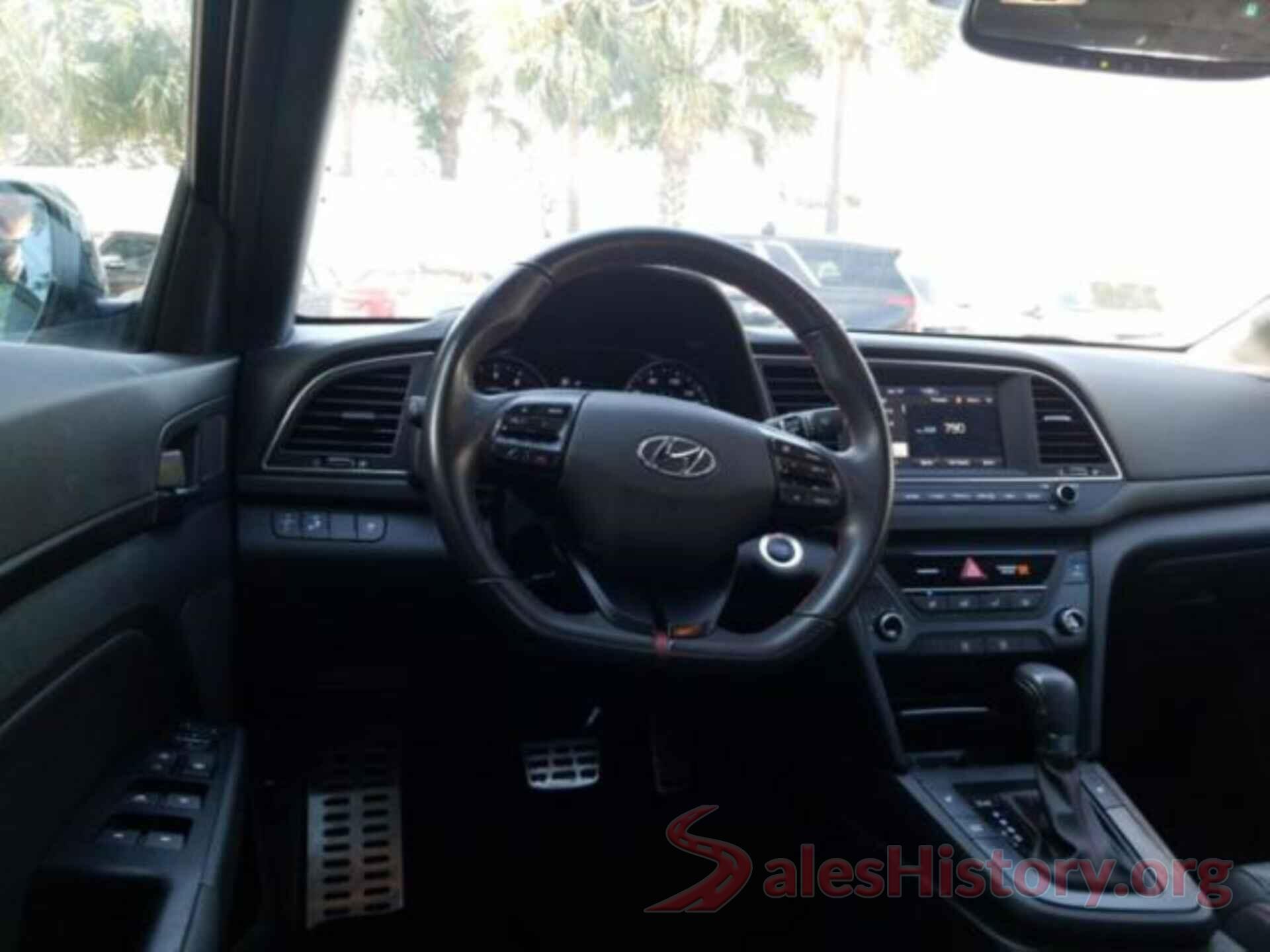 KMHD04LBXJU530553 2018 HYUNDAI ELANTRA