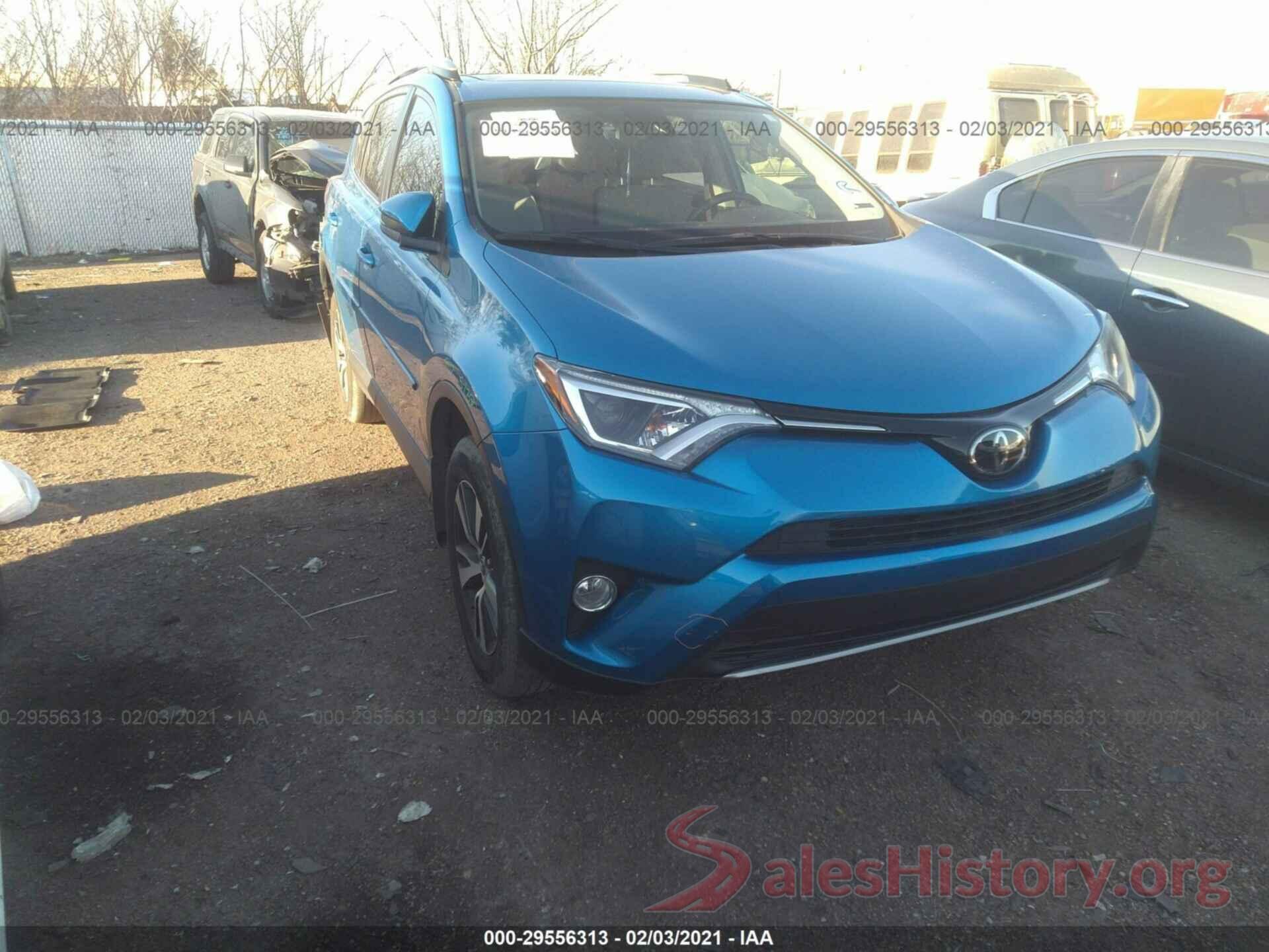 JTMWFREV3JJ735861 2018 TOYOTA RAV4