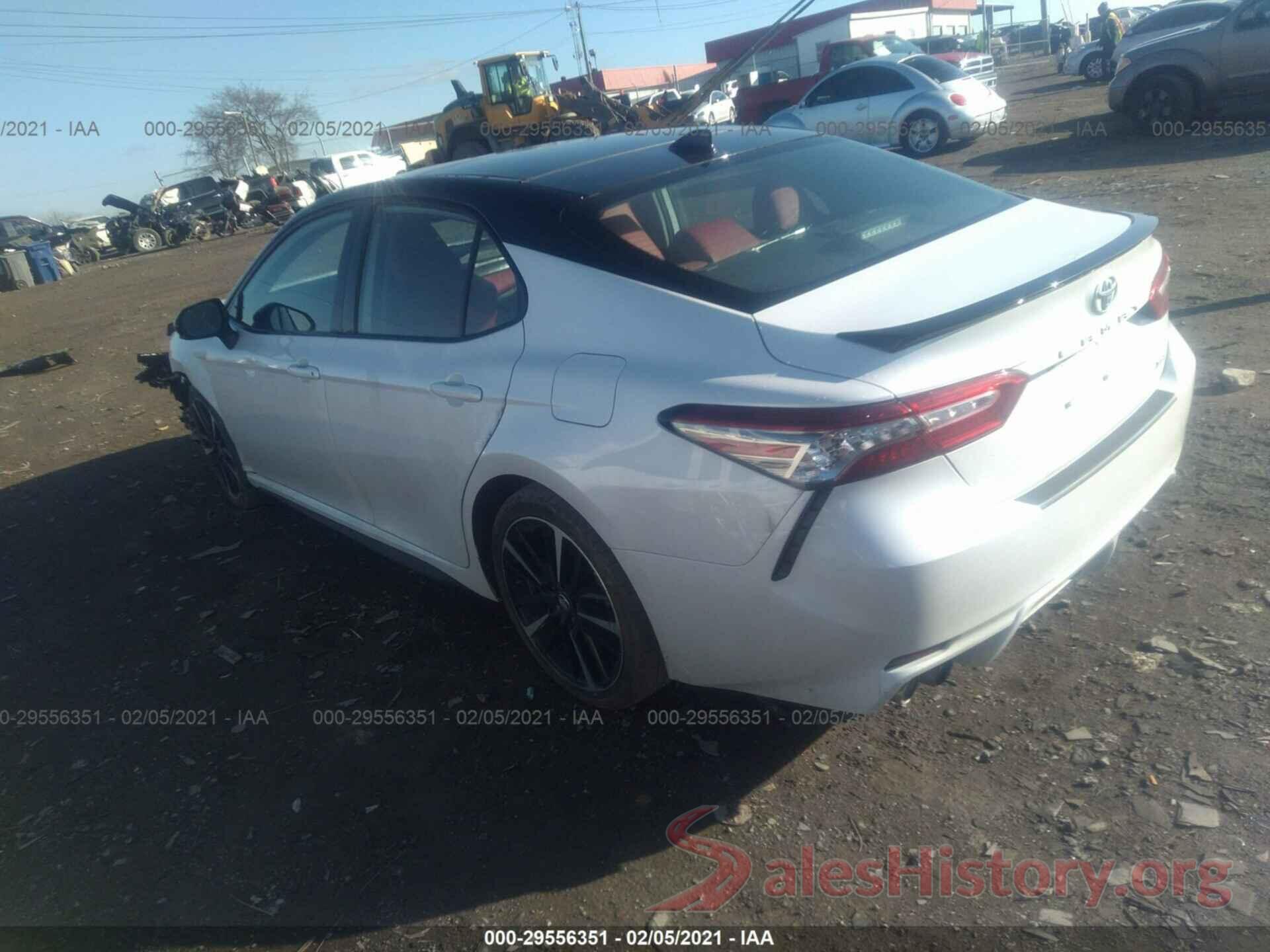 4T1B61HK0KU288709 2019 TOYOTA CAMRY