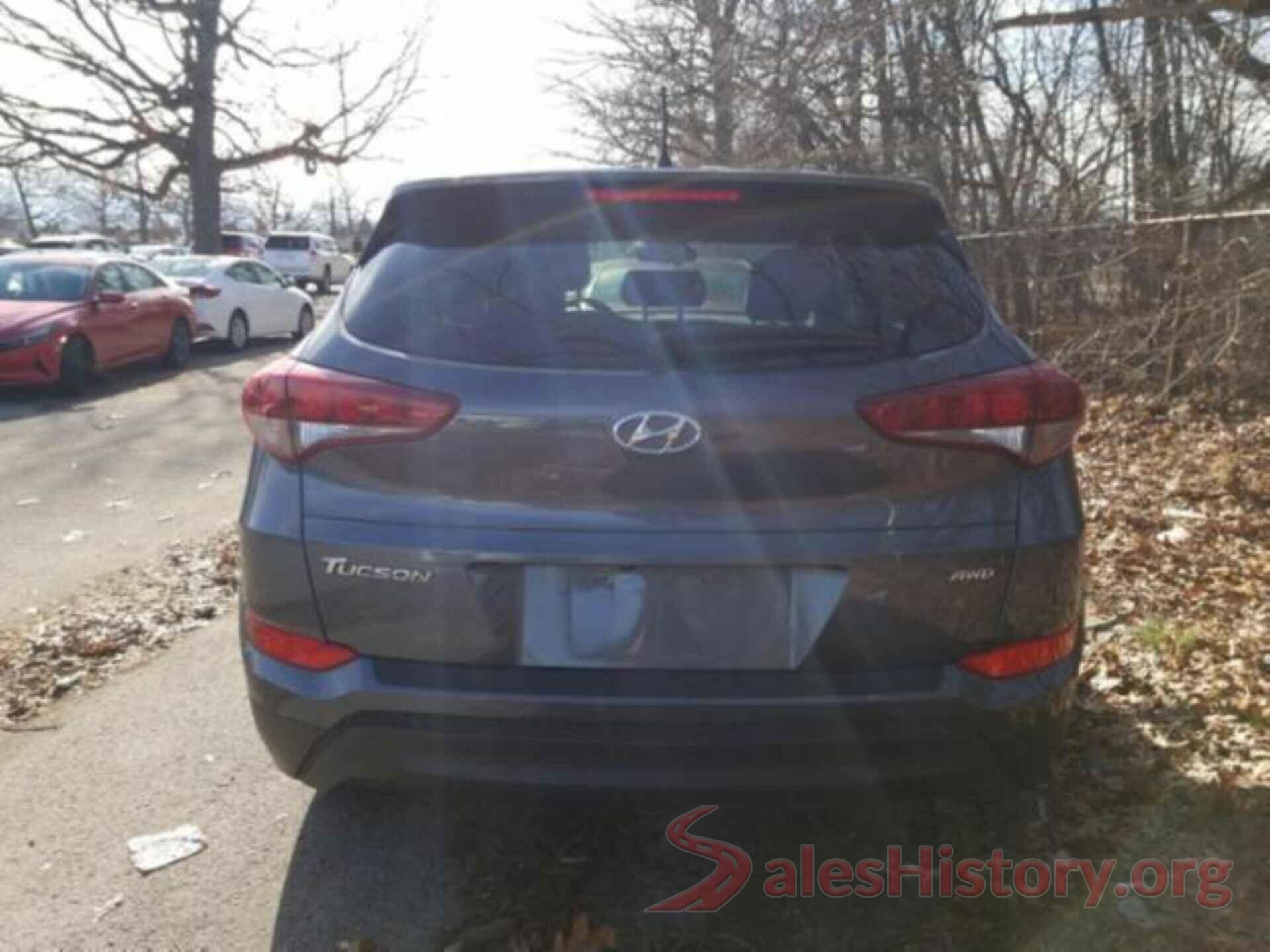 KM8J2CA40JU628910 2018 HYUNDAI TUCSON