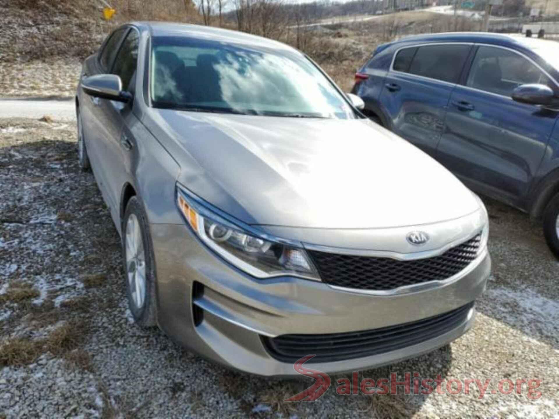 5XXGT4L30JG258831 2018 KIA OPTIMA