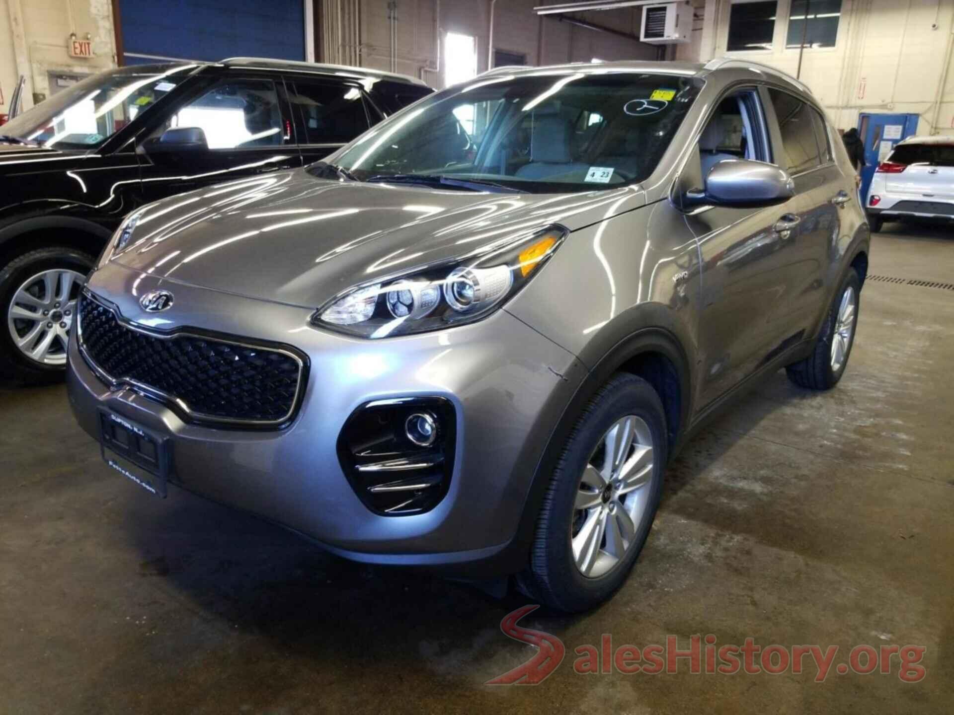 KNDPMCAC7J7419453 2018 KIA SPORTAGE