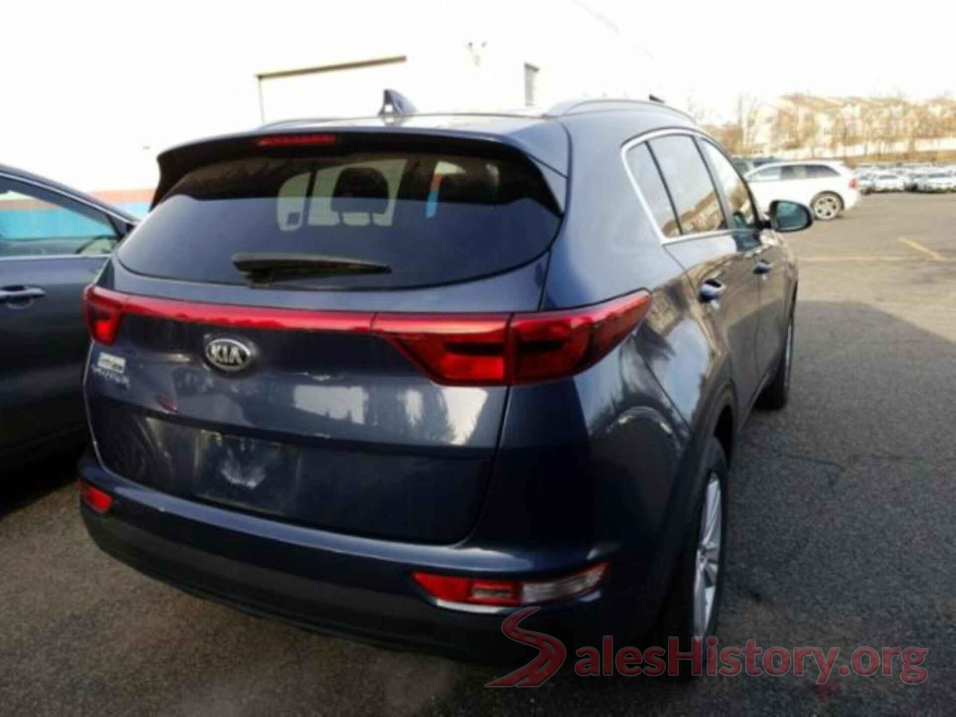 KNDPMCACXJ7470218 2018 KIA SPORTAGE