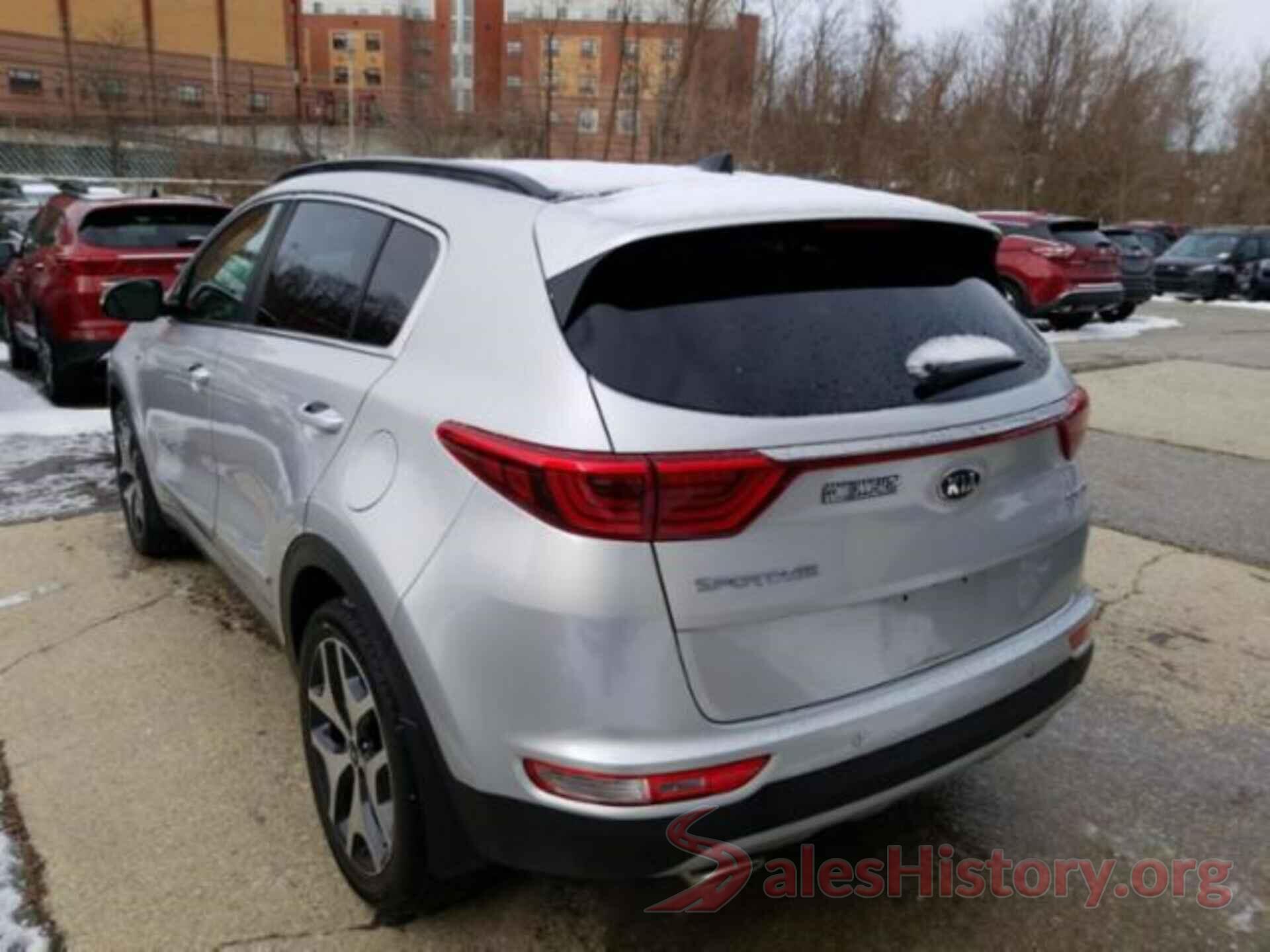 KNDPRCA65J7373763 2018 KIA SPORTAGE