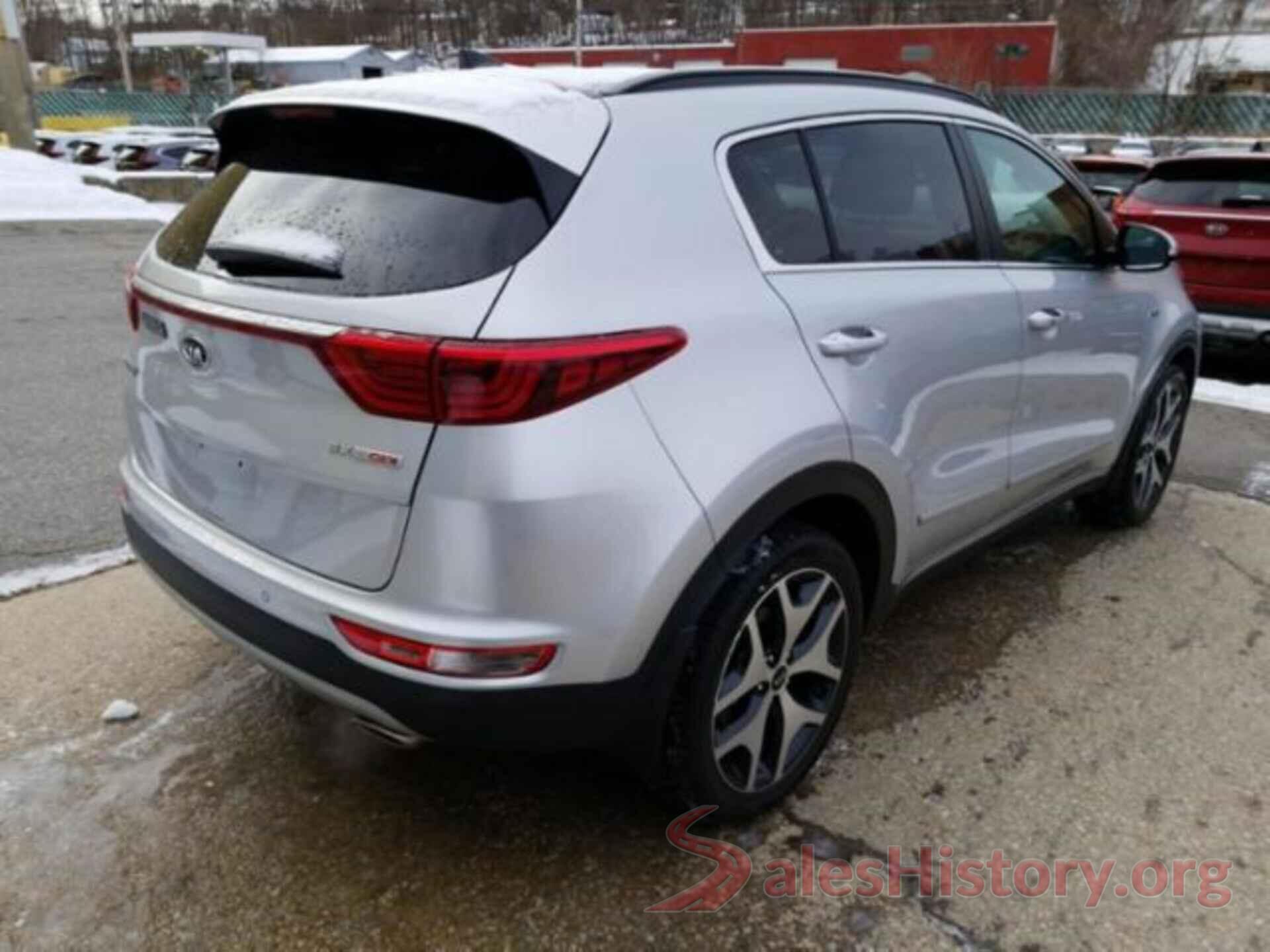 KNDPRCA65J7373763 2018 KIA SPORTAGE