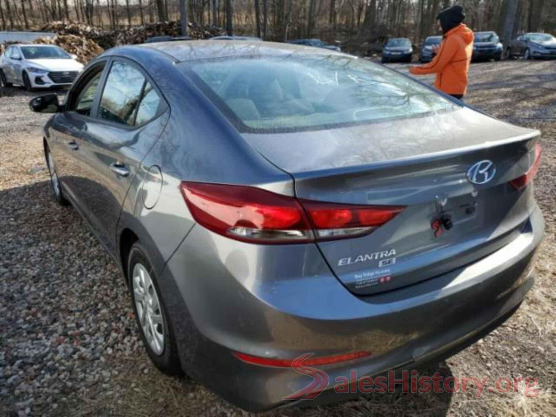 5NPD74LF0JH282990 2018 HYUNDAI ELANTRA