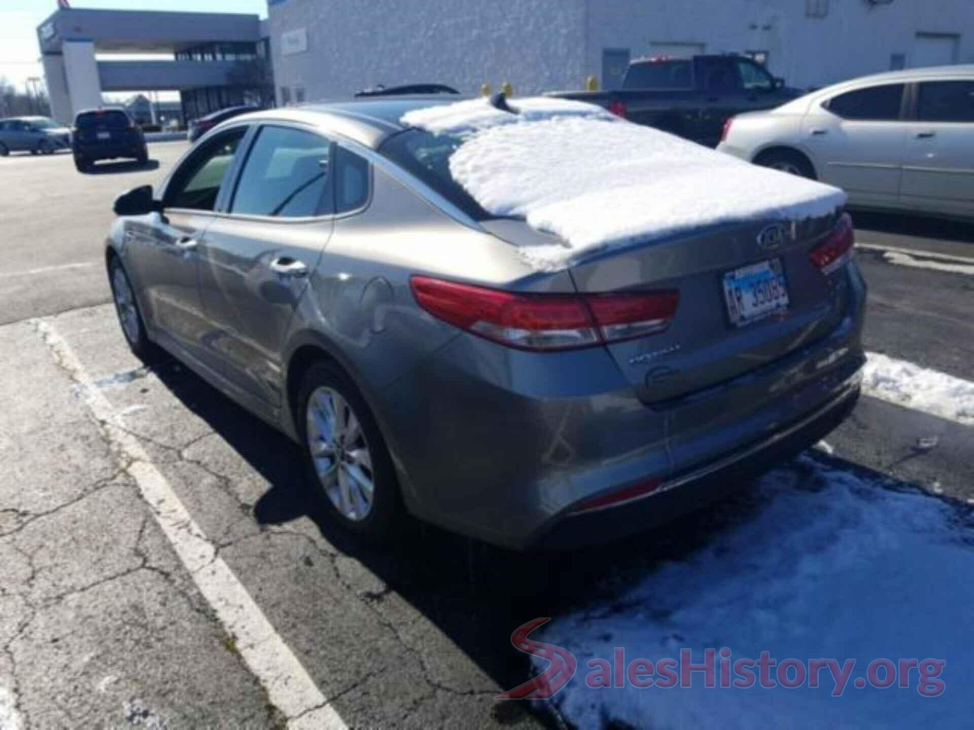 5XXGU4L34JG202680 2018 KIA OPTIMA