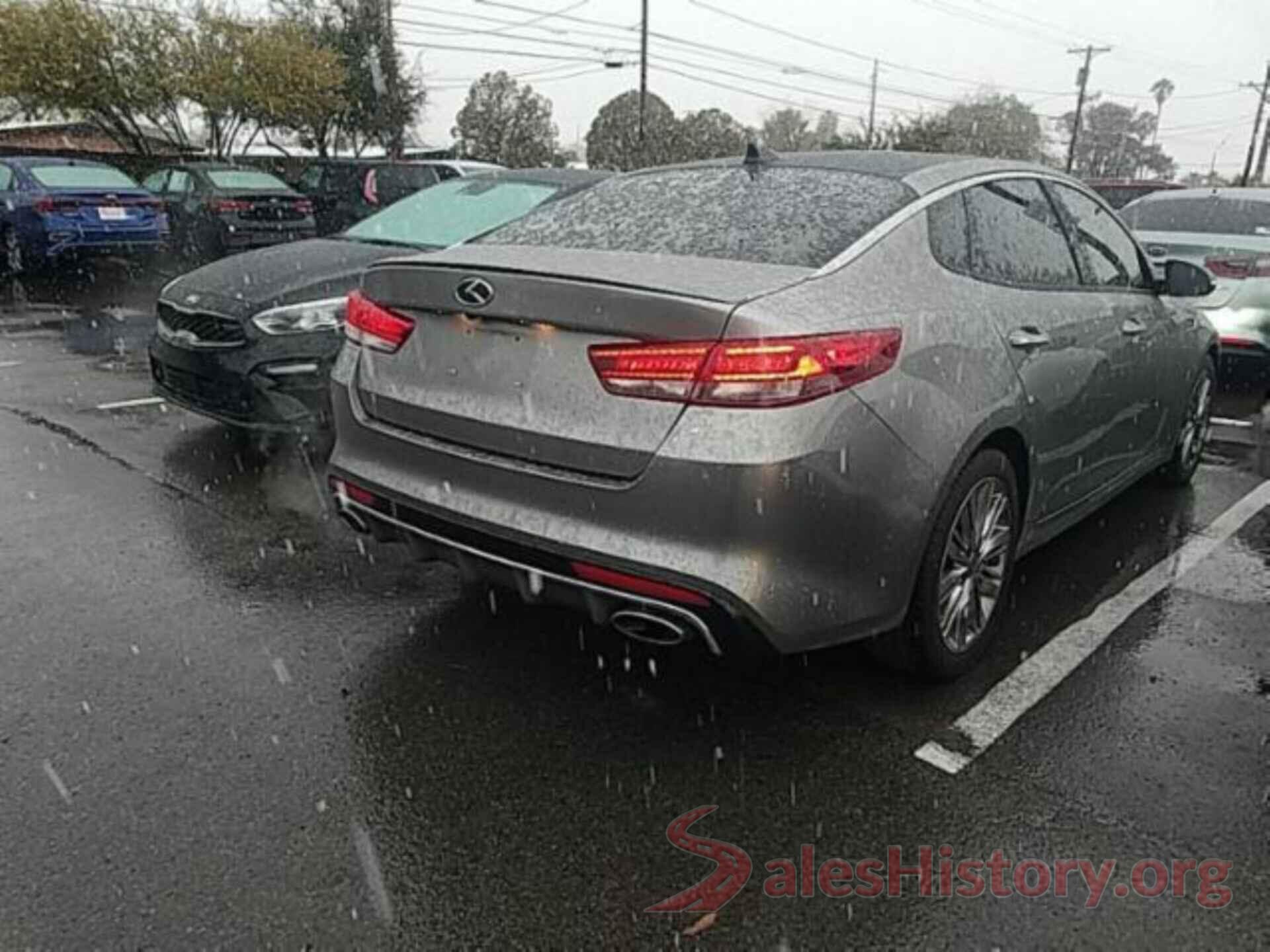 5XXGV4L22JG231230 2018 KIA OPTIMA