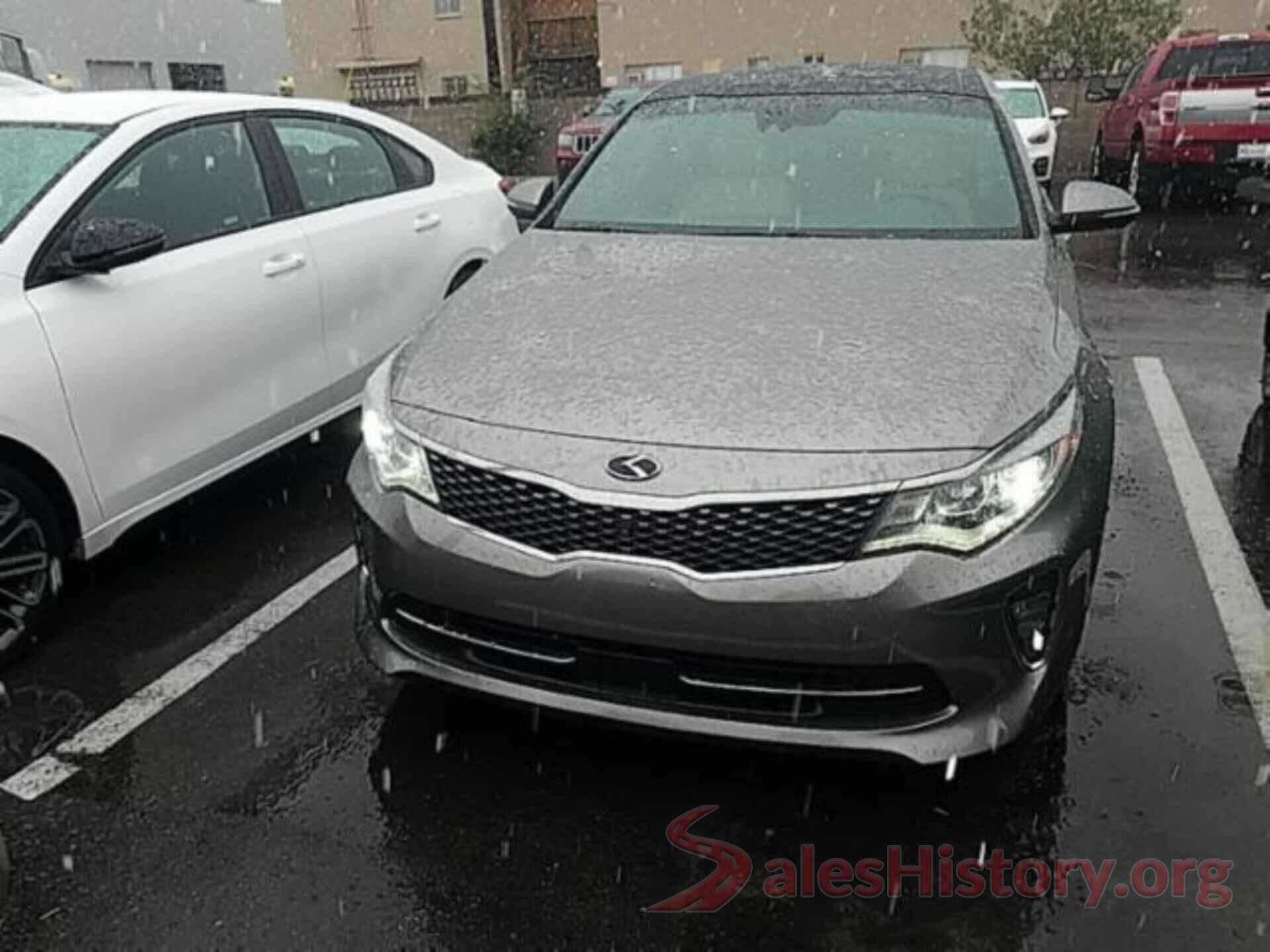 5XXGV4L22JG231230 2018 KIA OPTIMA