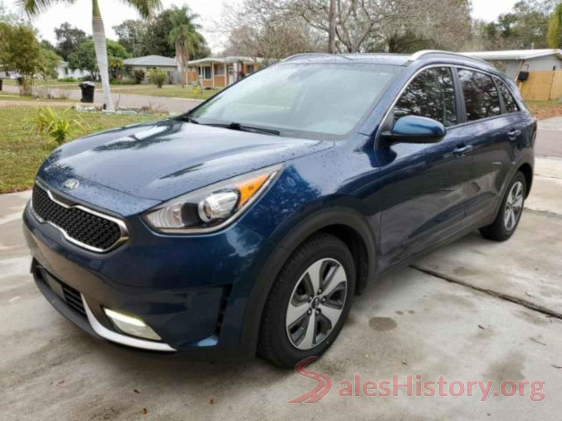 KNDCB3LC0J5120528 2018 KIA NIRO