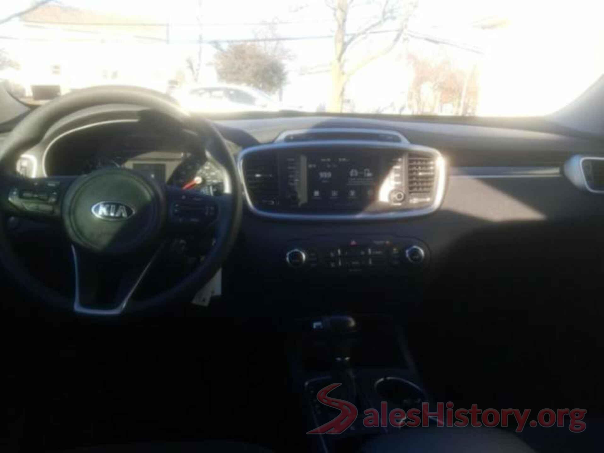 5XYPGDA36JG402899 2018 KIA SORENTO