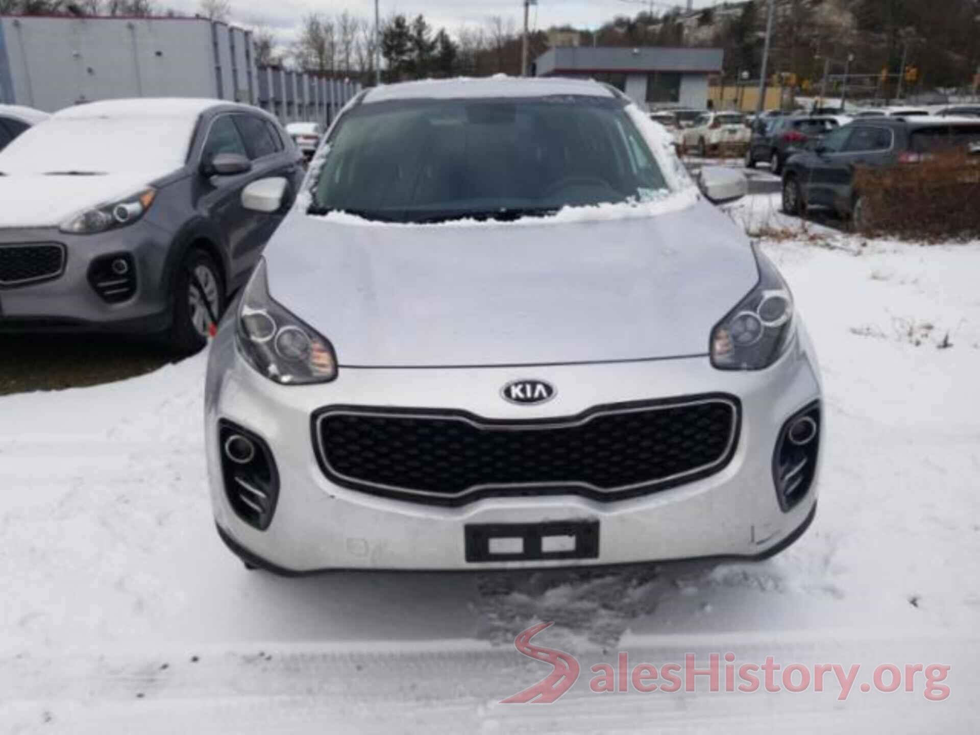 KNDPMCAC6J7448541 2018 KIA SPORTAGE