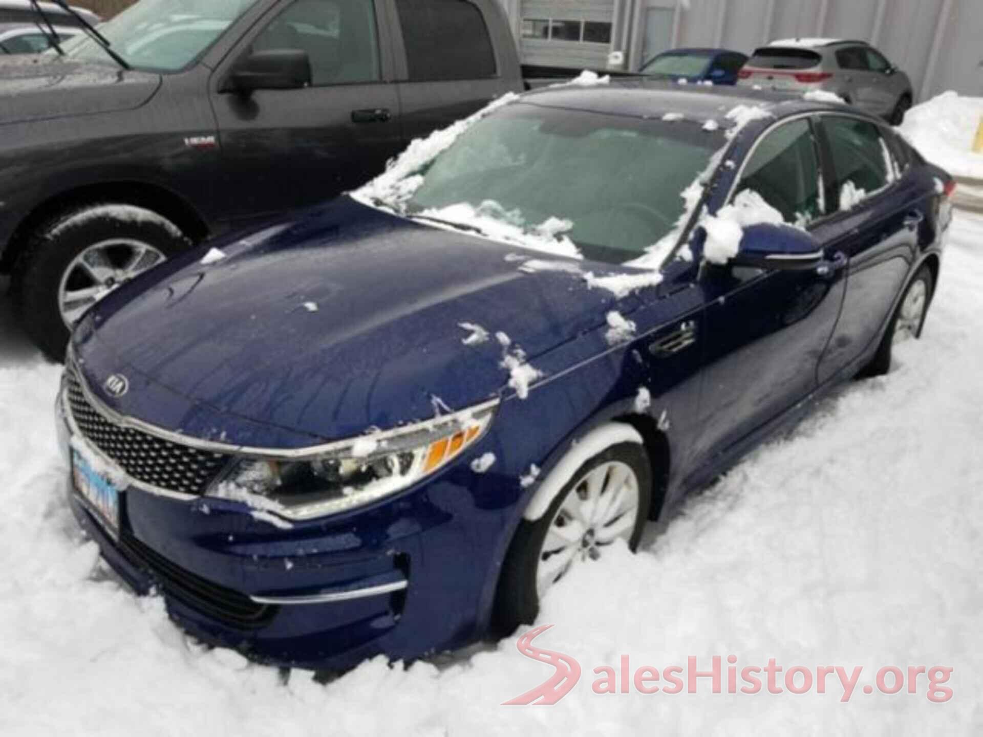 5XXGU4L35JG193746 2018 KIA OPTIMA