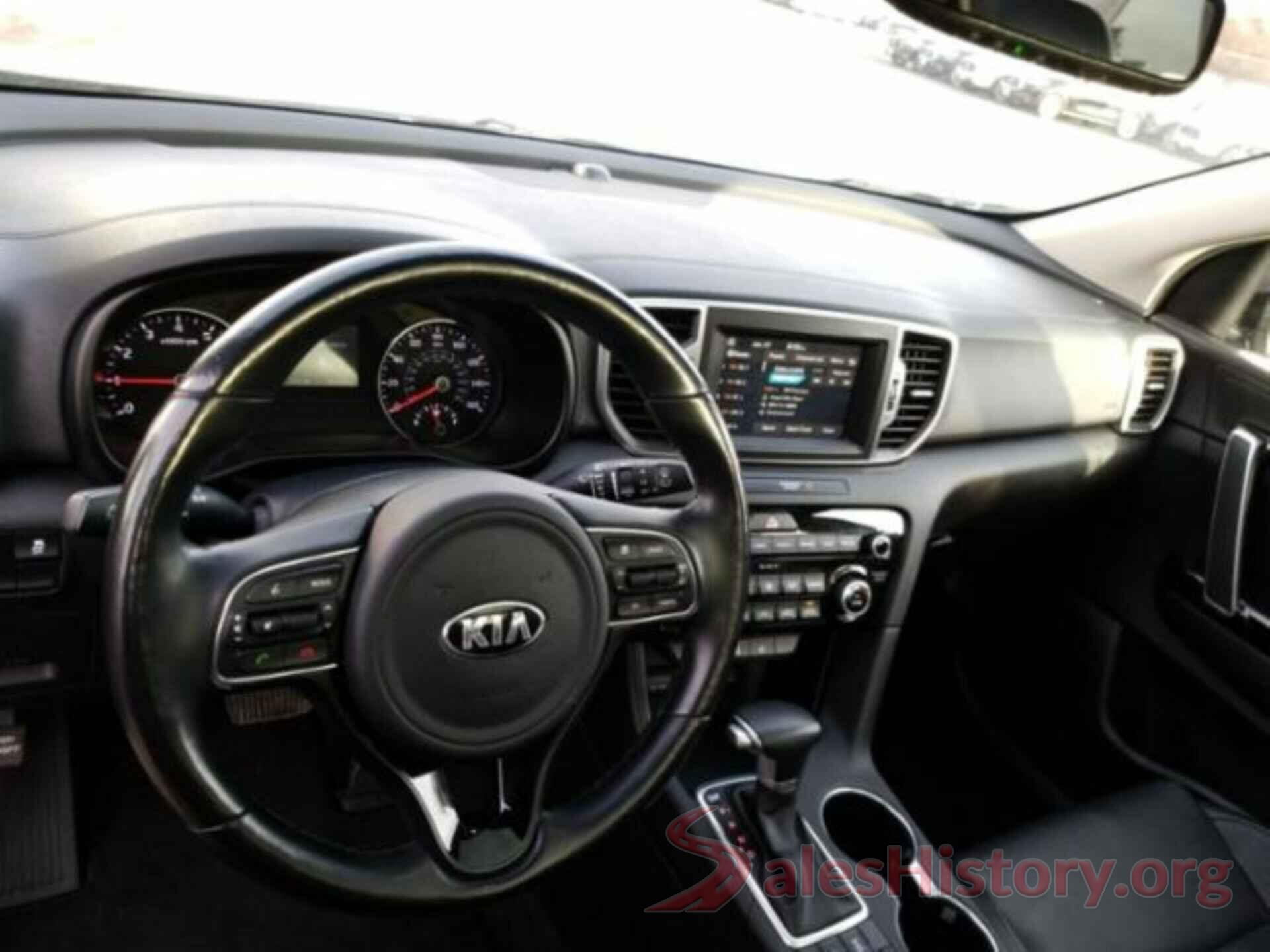 KNDPNCAC7J7395605 2018 KIA SPORTAGE