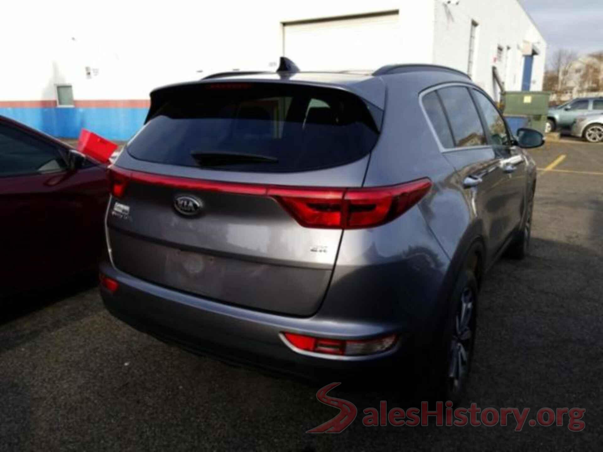 KNDPNCAC7J7395605 2018 KIA SPORTAGE