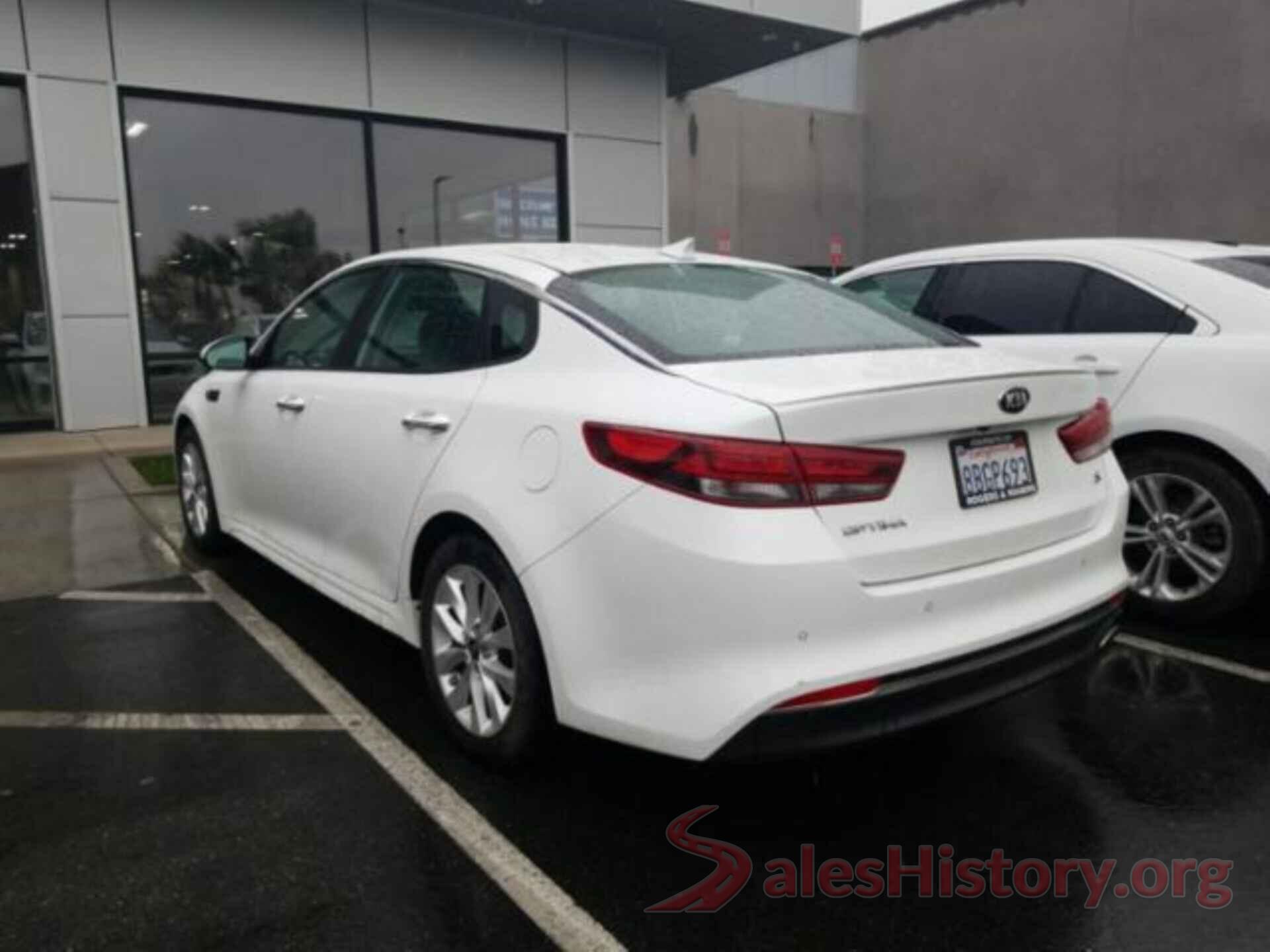 5XXGT4L31JG203627 2018 KIA OPTIMA