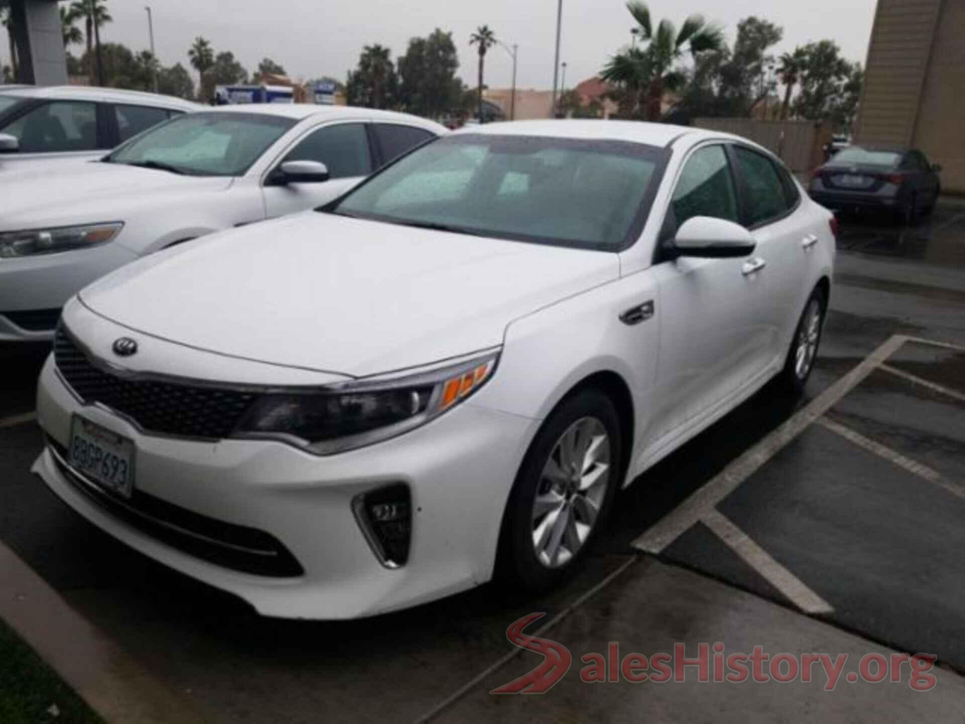 5XXGT4L31JG203627 2018 KIA OPTIMA