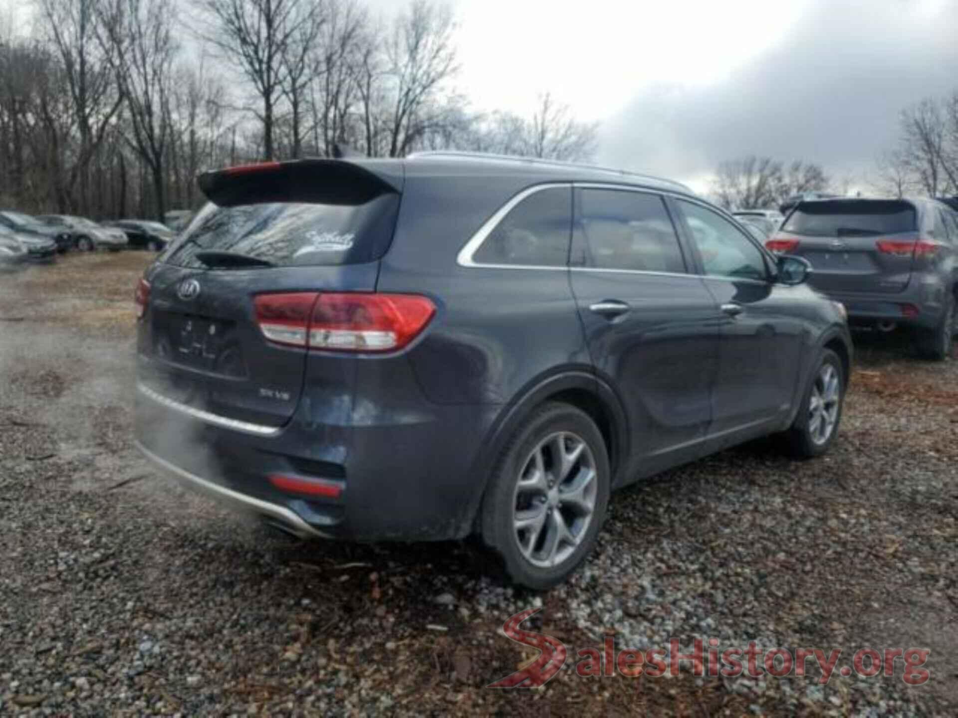 5XYPKDA56JG364235 2018 KIA SORENTO