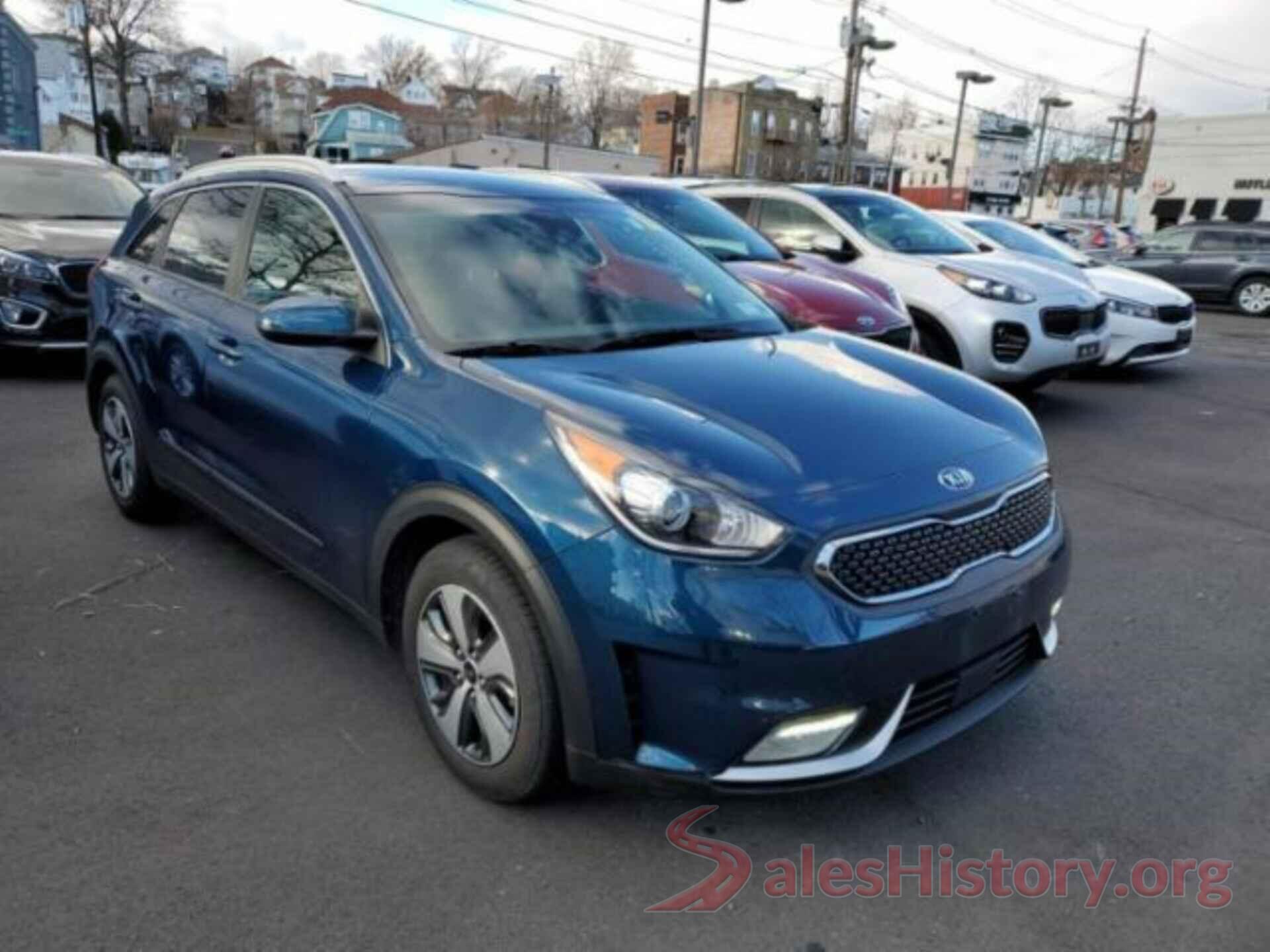 KNDCB3LC1H5088800 2017 KIA NIRO